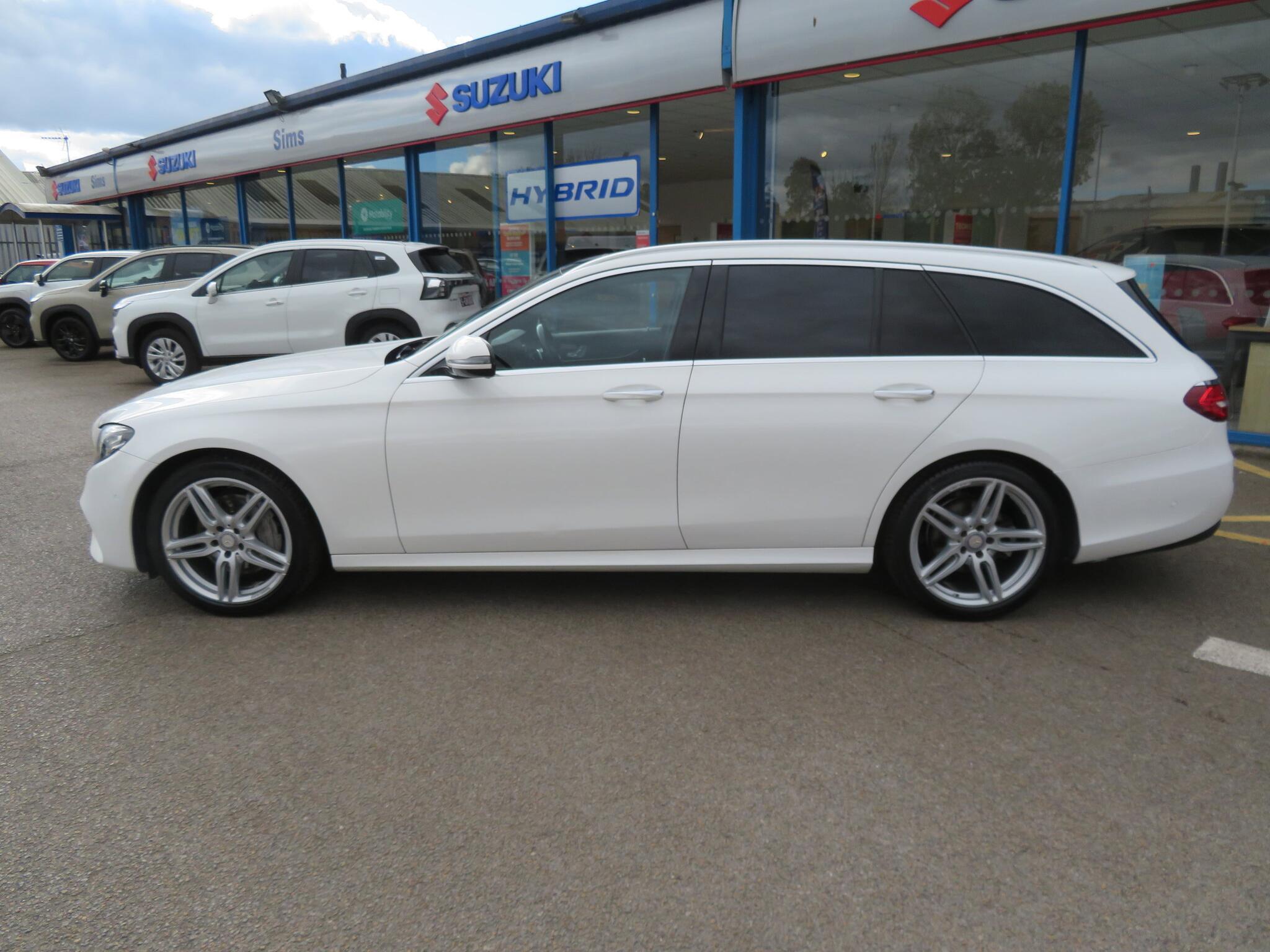 Mercedes E Class - Image 6
