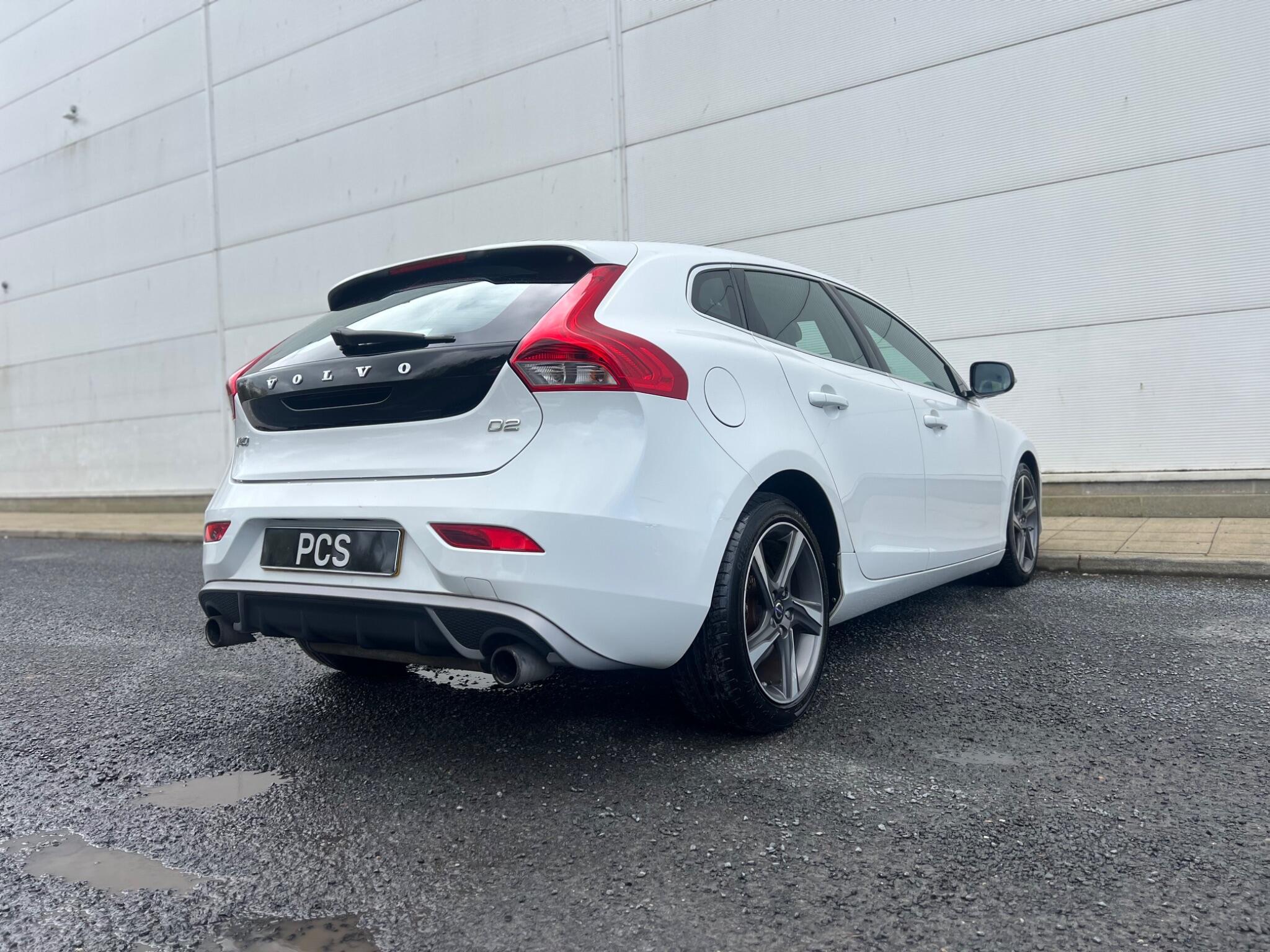 Volvo V40 - Image 9