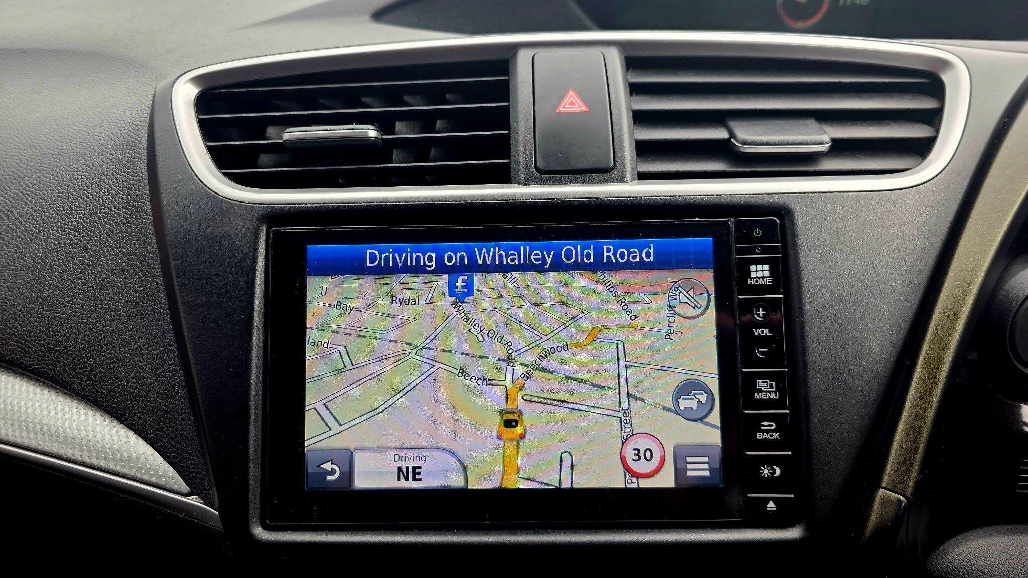 Honda Civic - Image 31