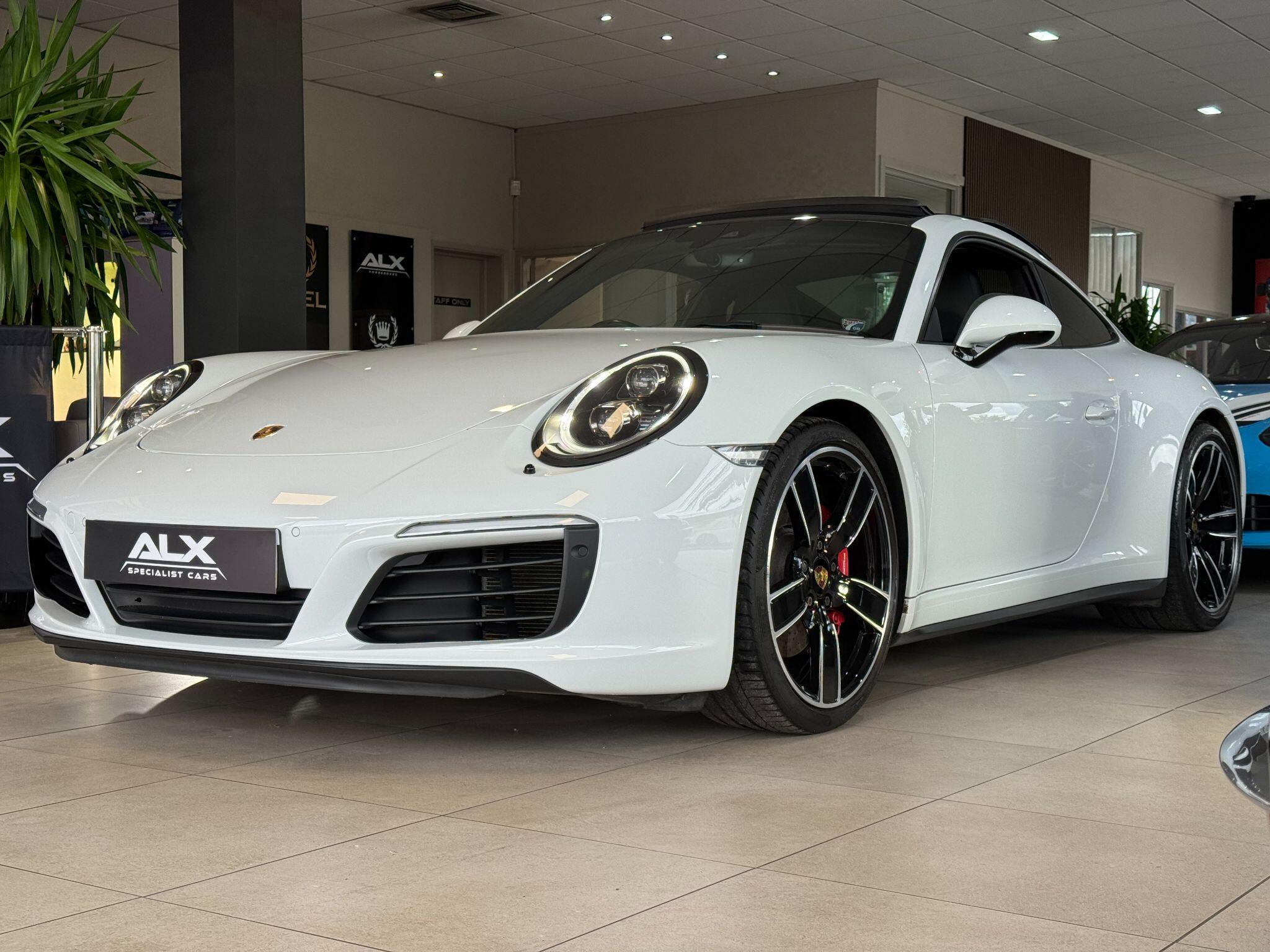 Porsche 911 - Image 11