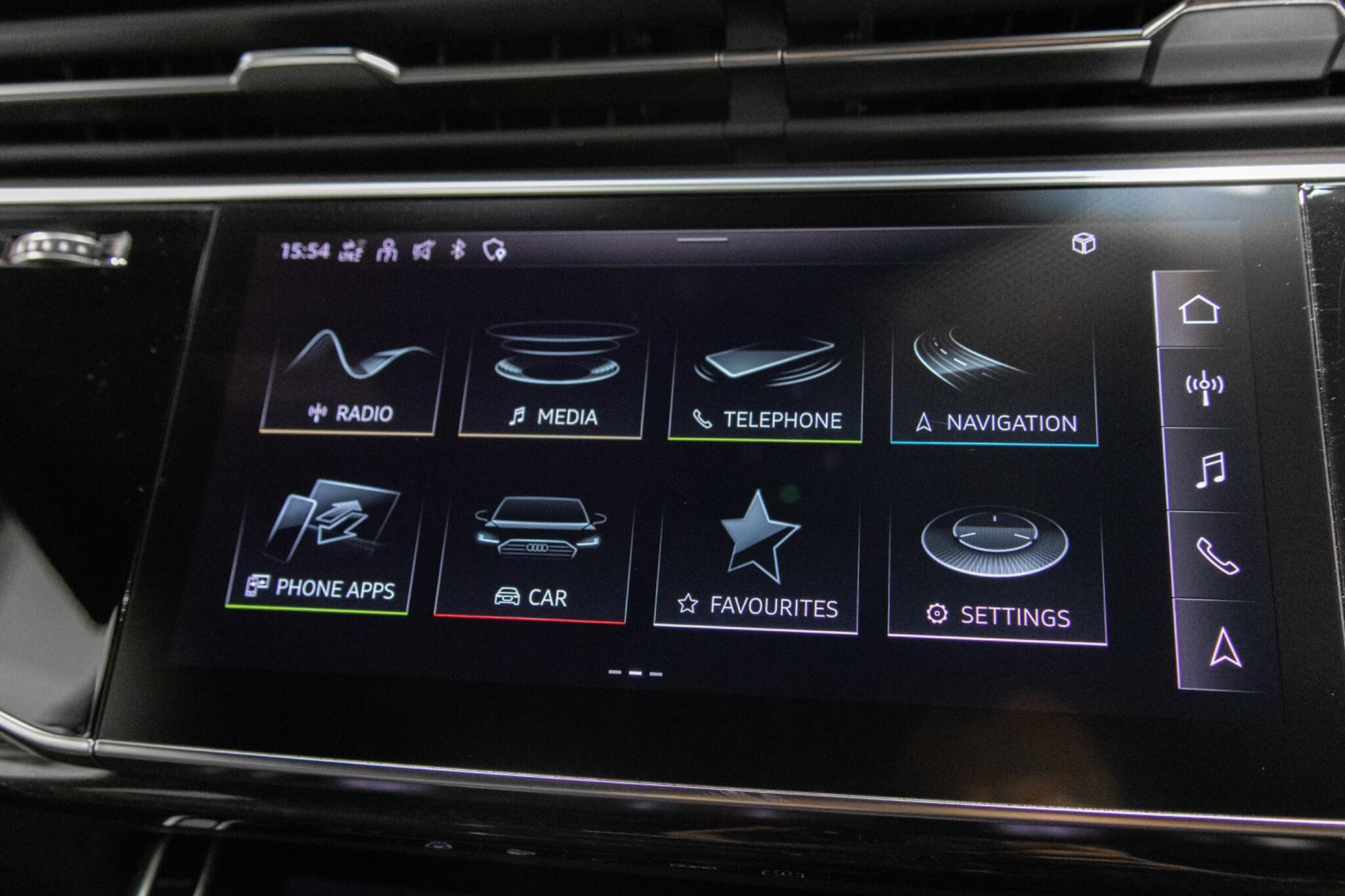 Audi SQ7 - Image 17