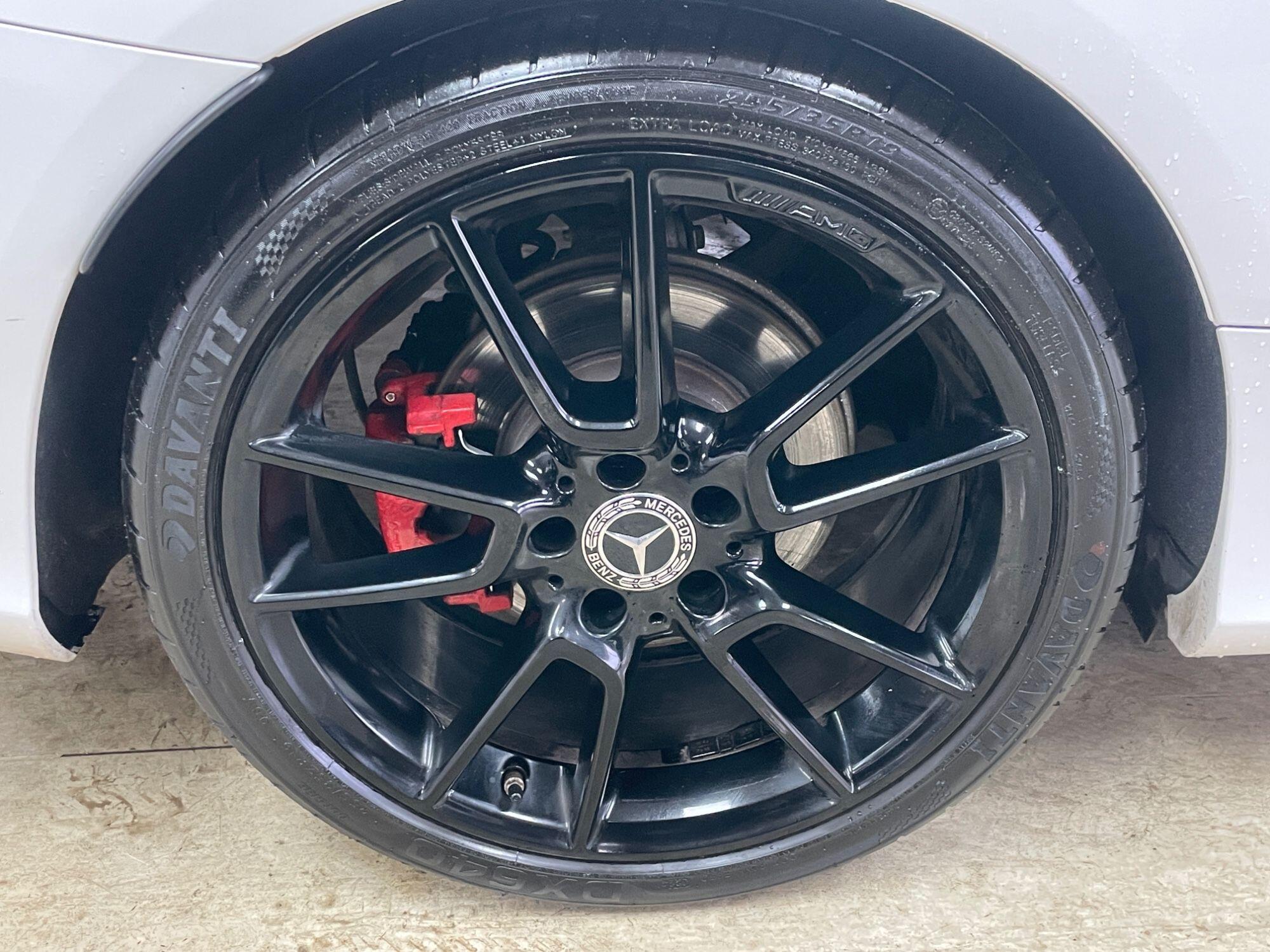 Mercedes C-Class - Image 17