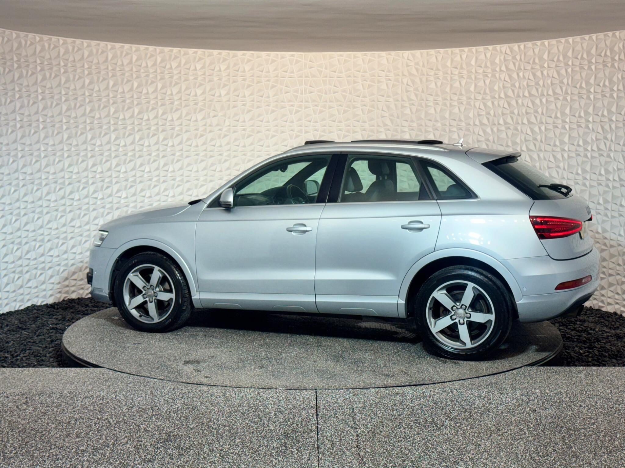 Audi Q3 - Image 18