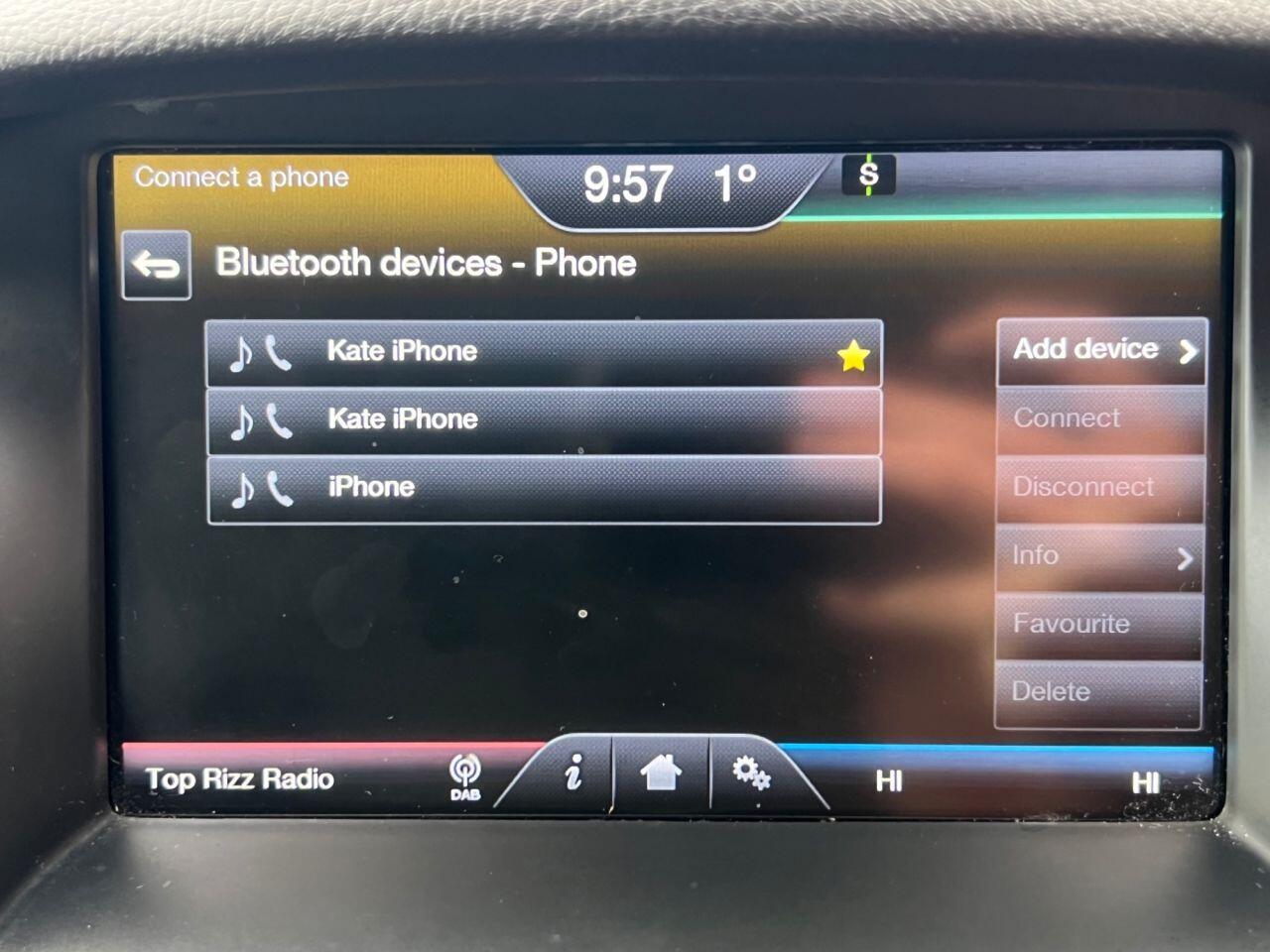 Ford Focus - Image 22