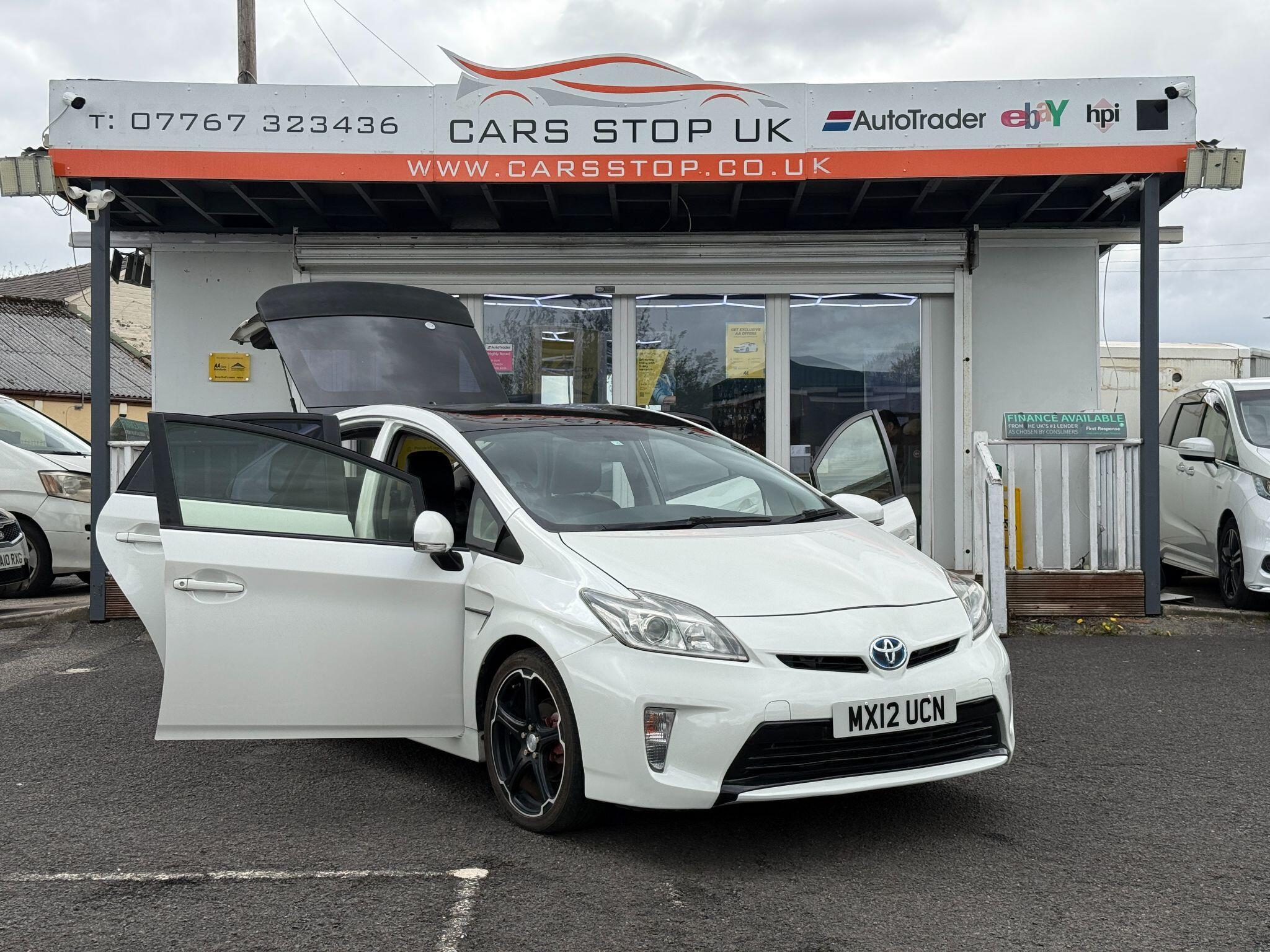 Toyota Prius - Image 19