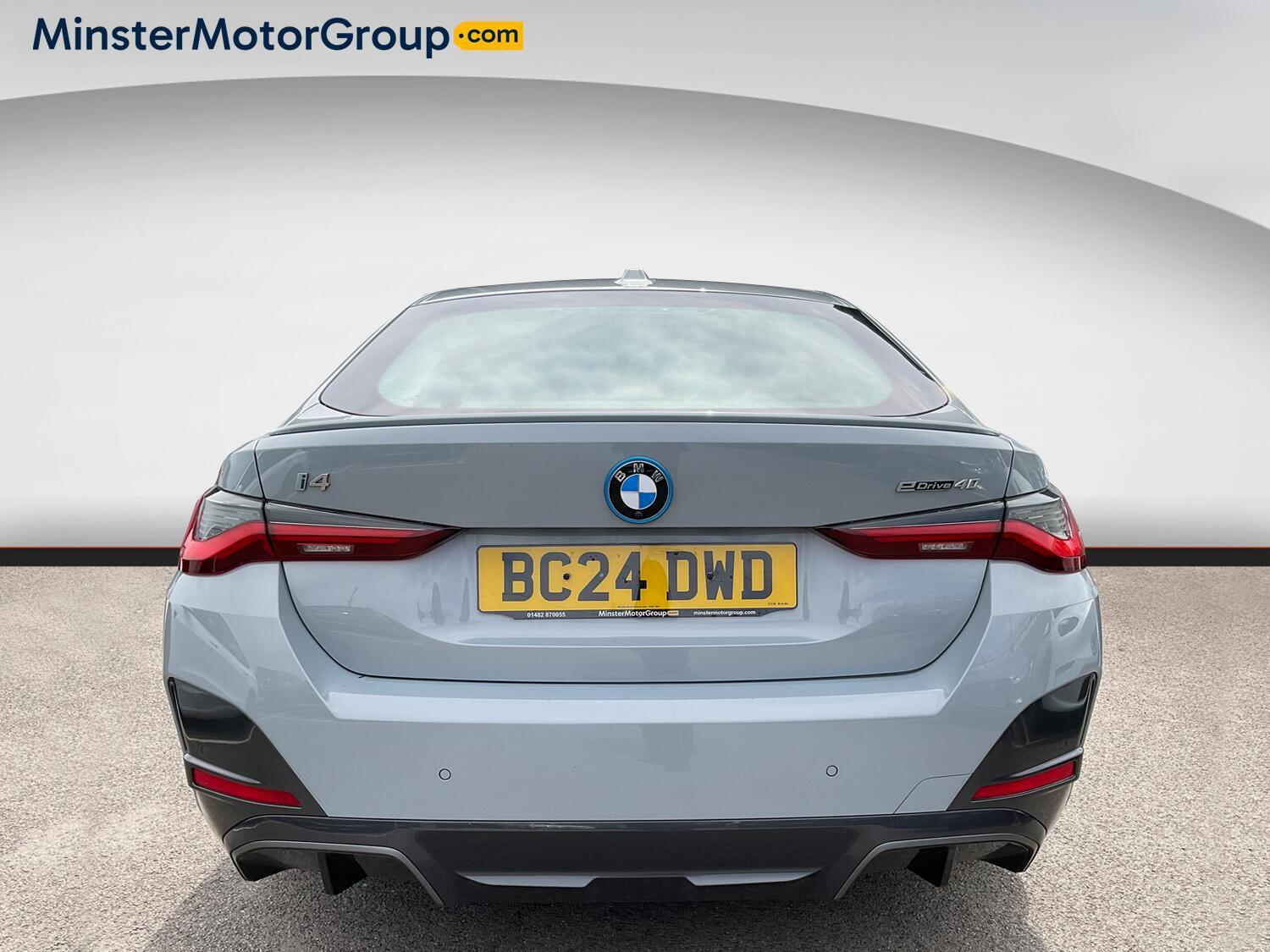 BMW I4 - Image 3
