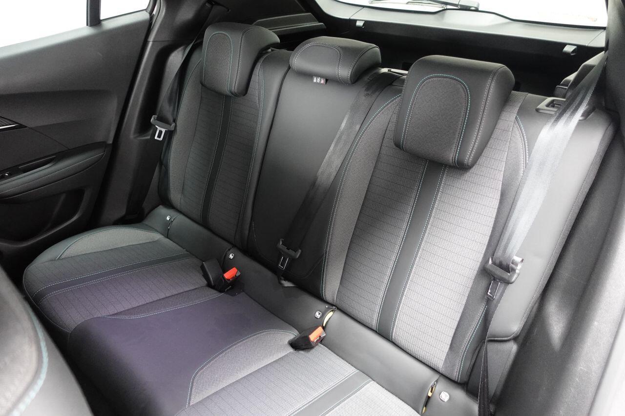 Peugeot 2008 - Image 20