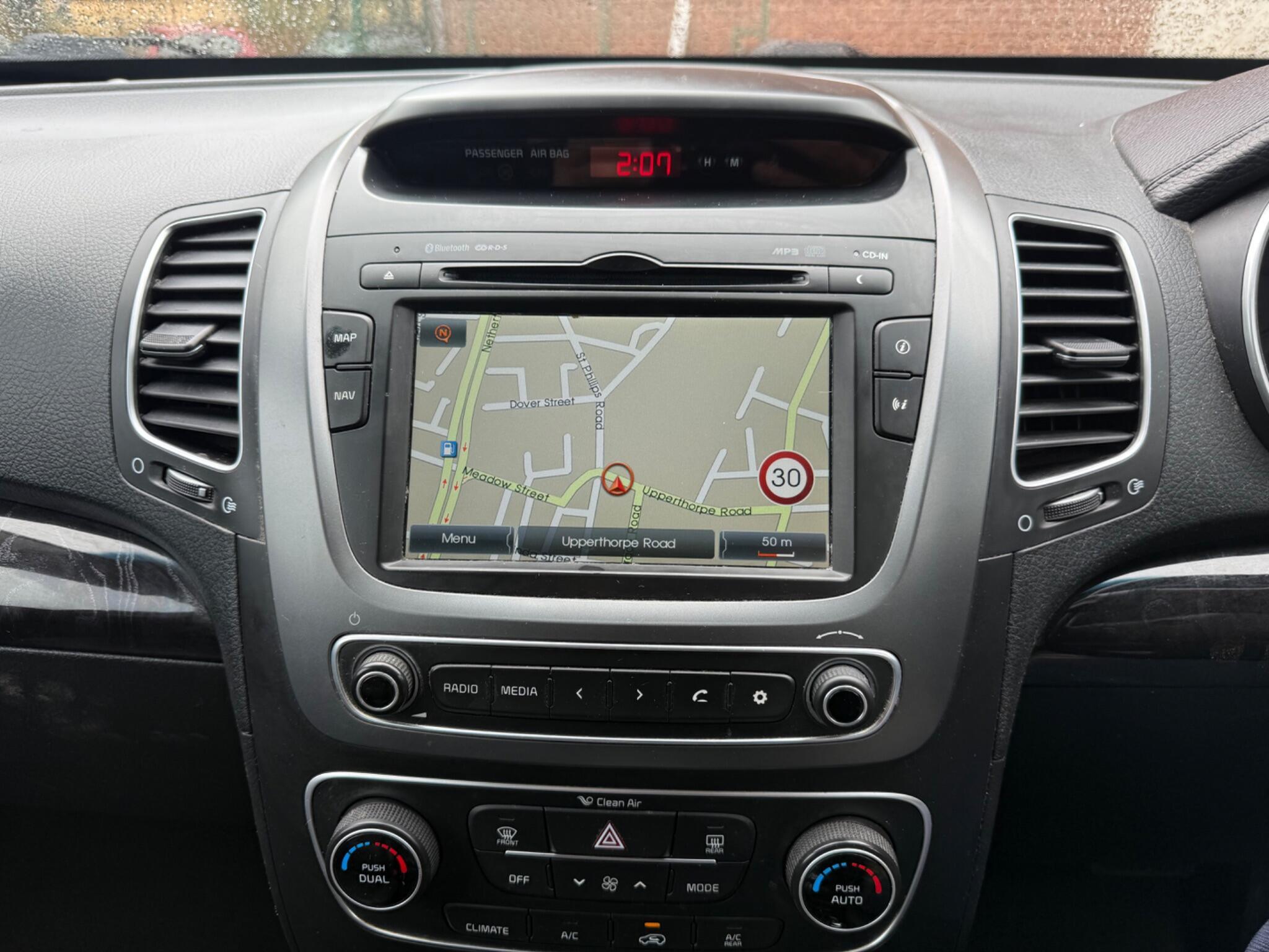 Kia Sorento - Image 10