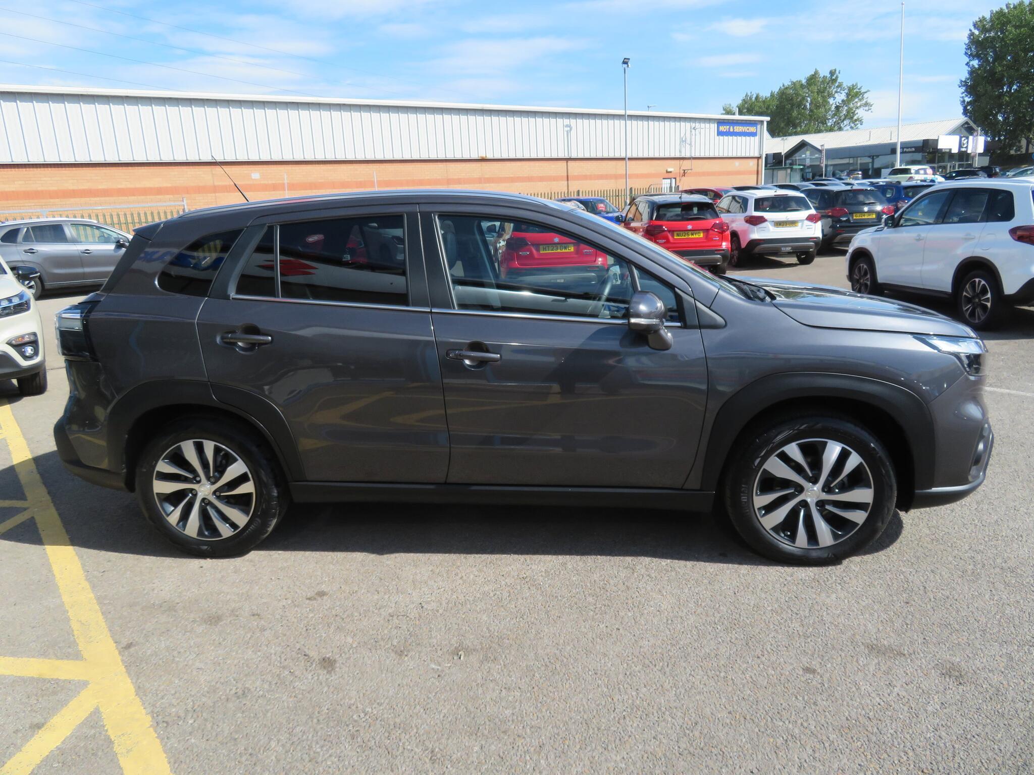Suzuki S-Cross - Image 11