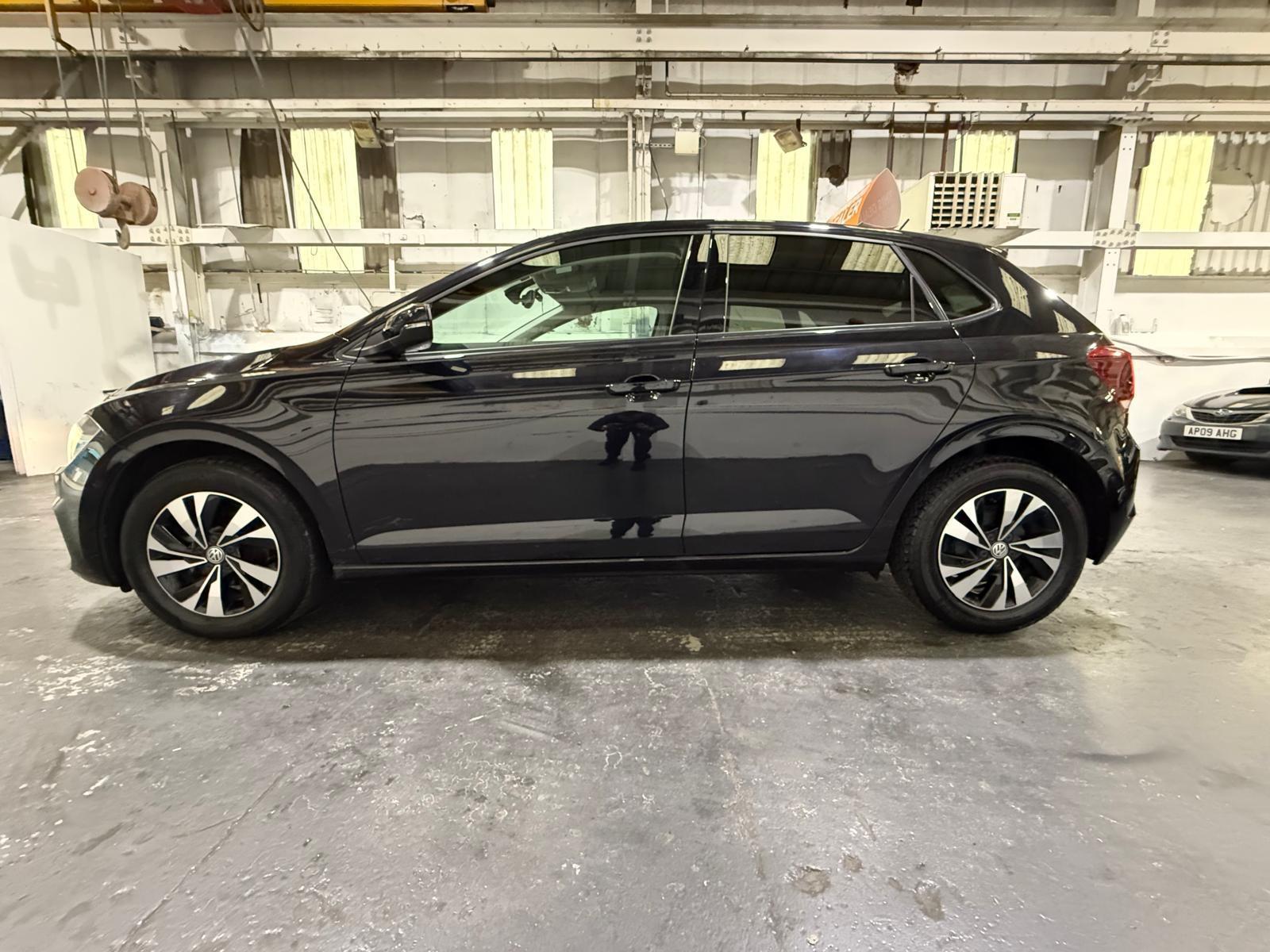 Volkswagen Polo - Image 14