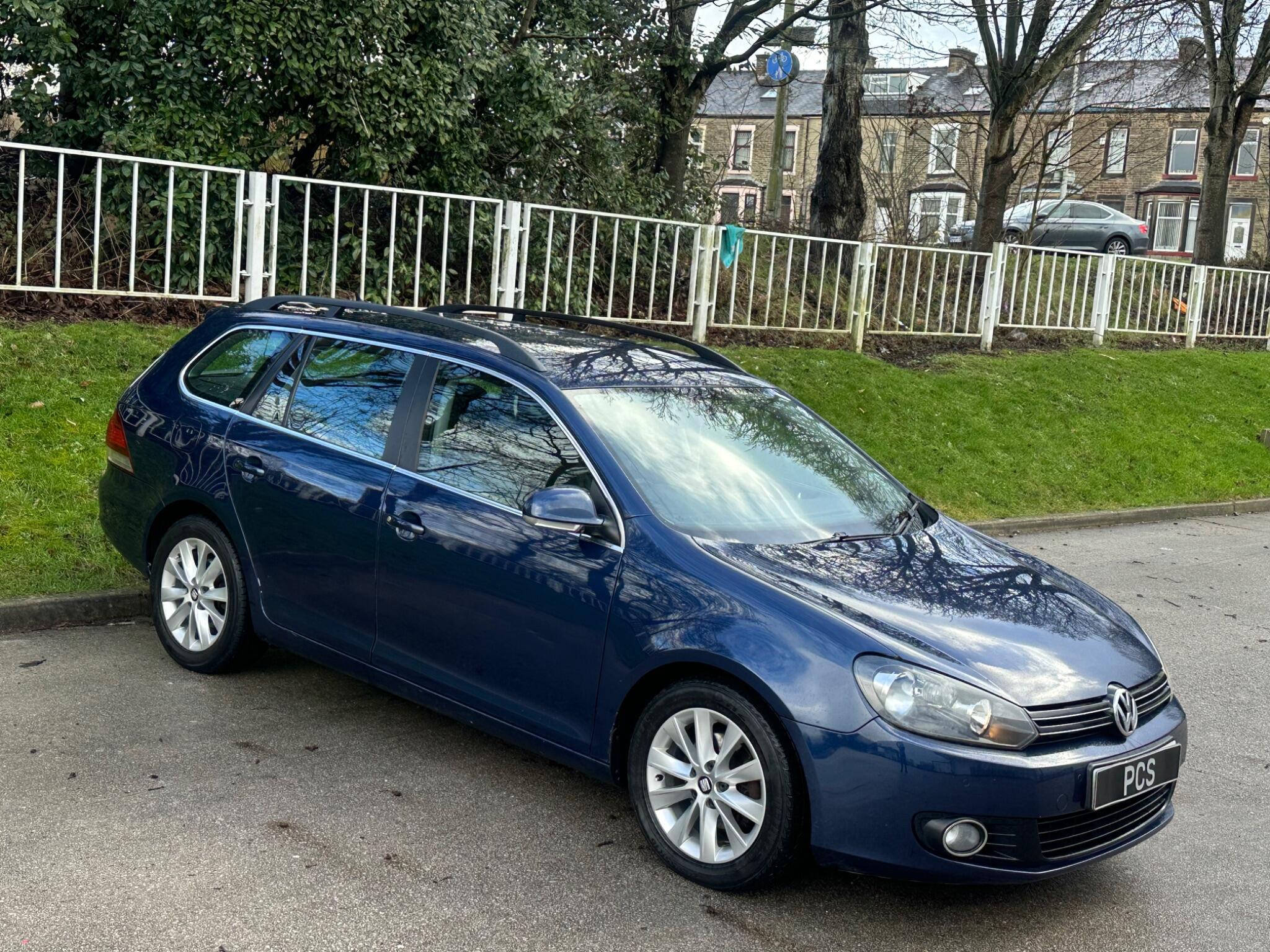 Volkswagen Golf - Image 10