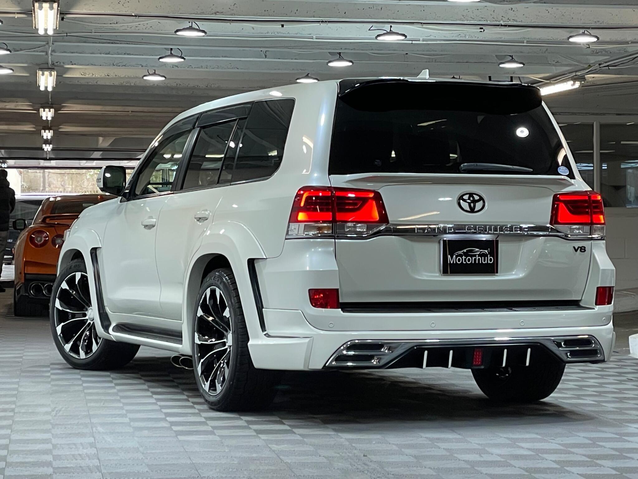 Toyota Land Cruiser - Image 25