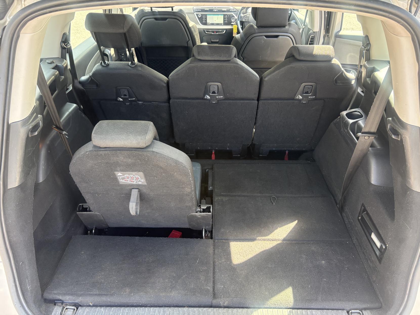 Citroen Grand C4 Picasso - Image 17