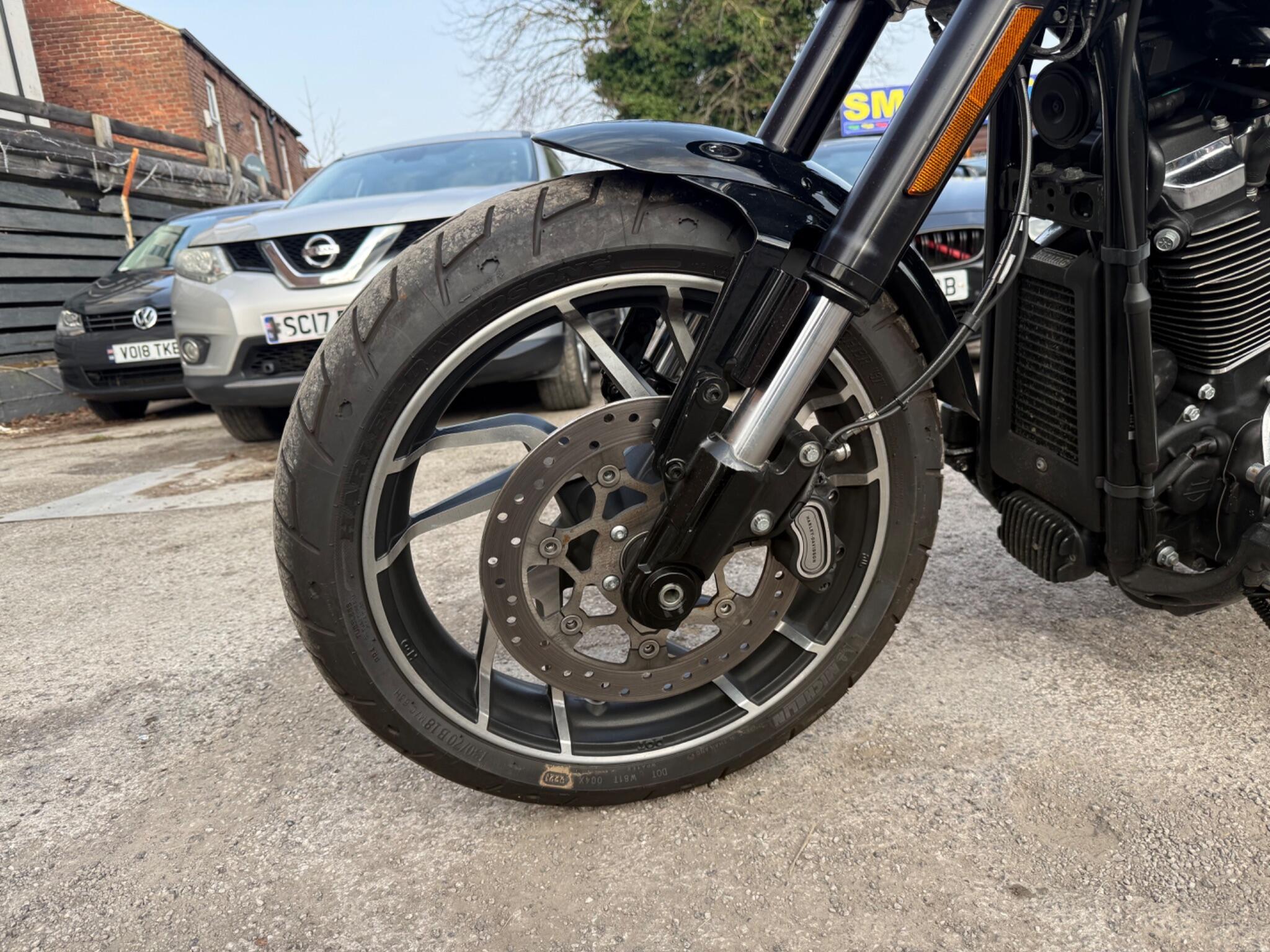 Harley-Davidson Softail - Image 6