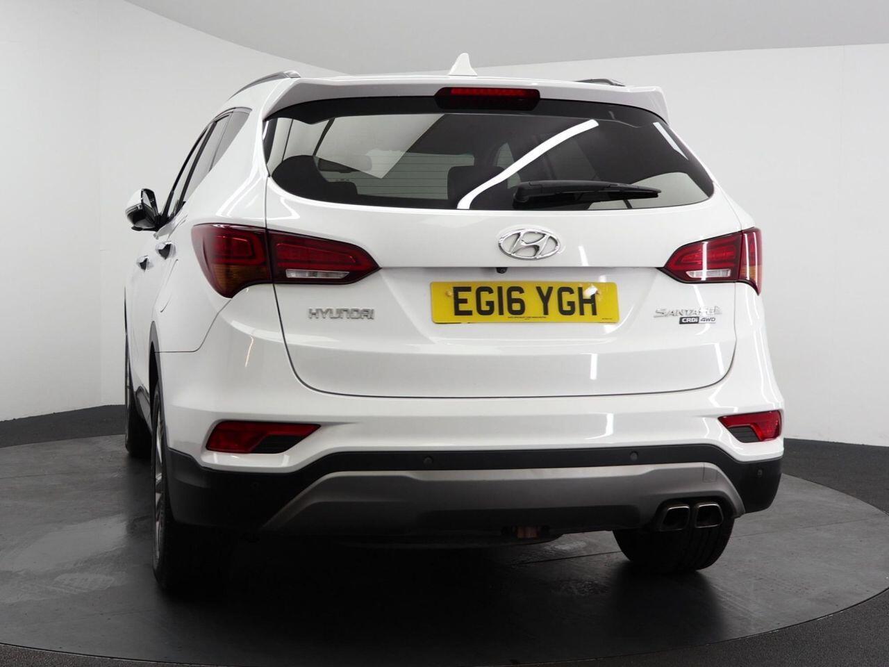 Hyundai Santa Fe - Image 10