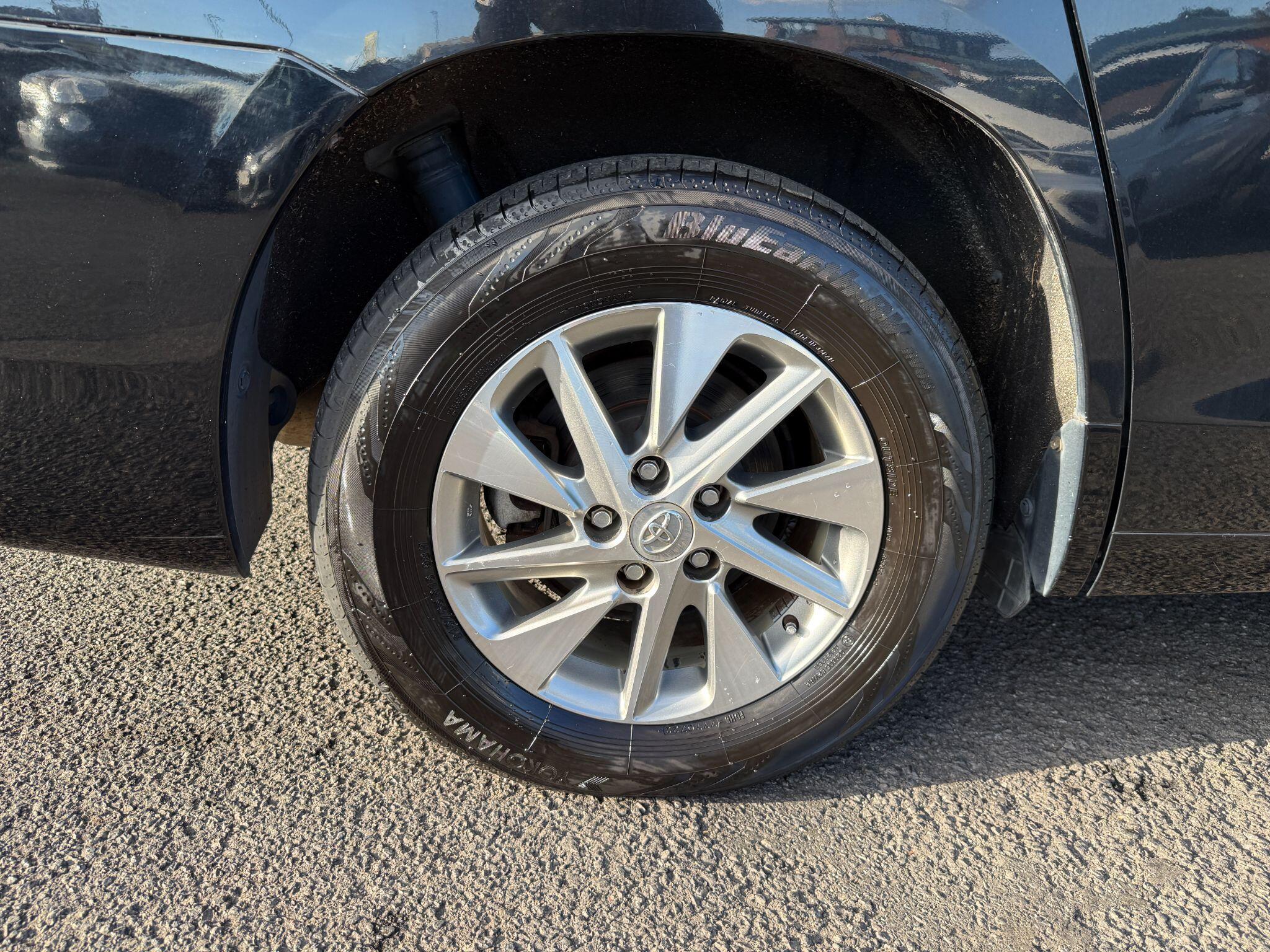 Toyota Alphard - Image 98