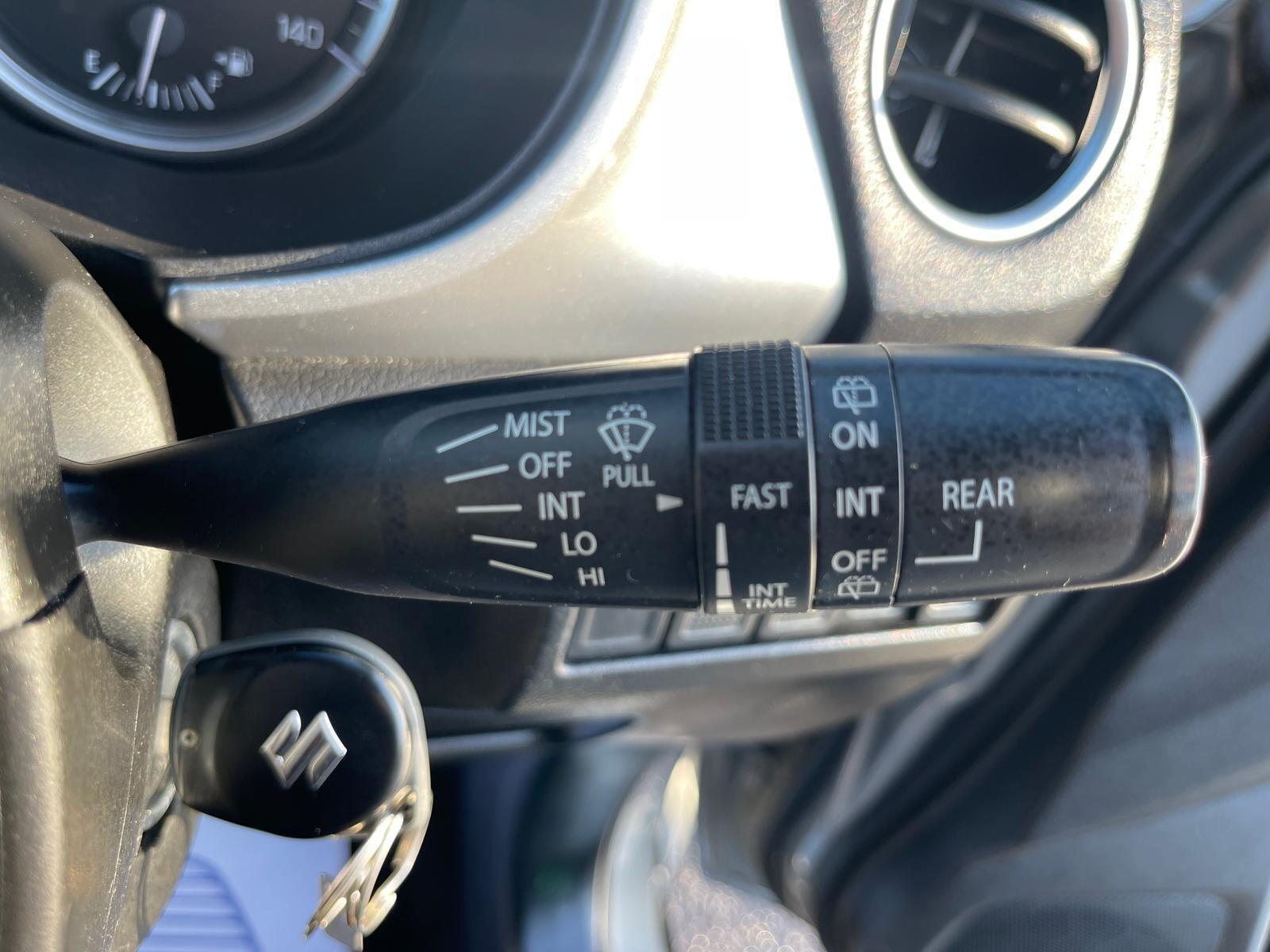 Suzuki Vitara - Image 28