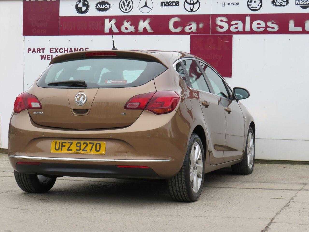 Vauxhall Astra - Image 27