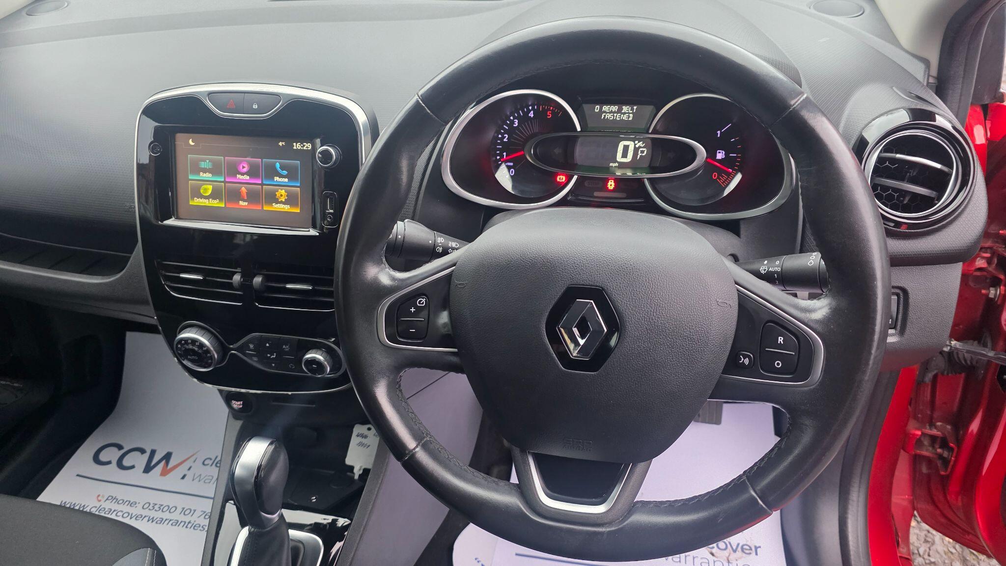 Renault Clio - Image 28