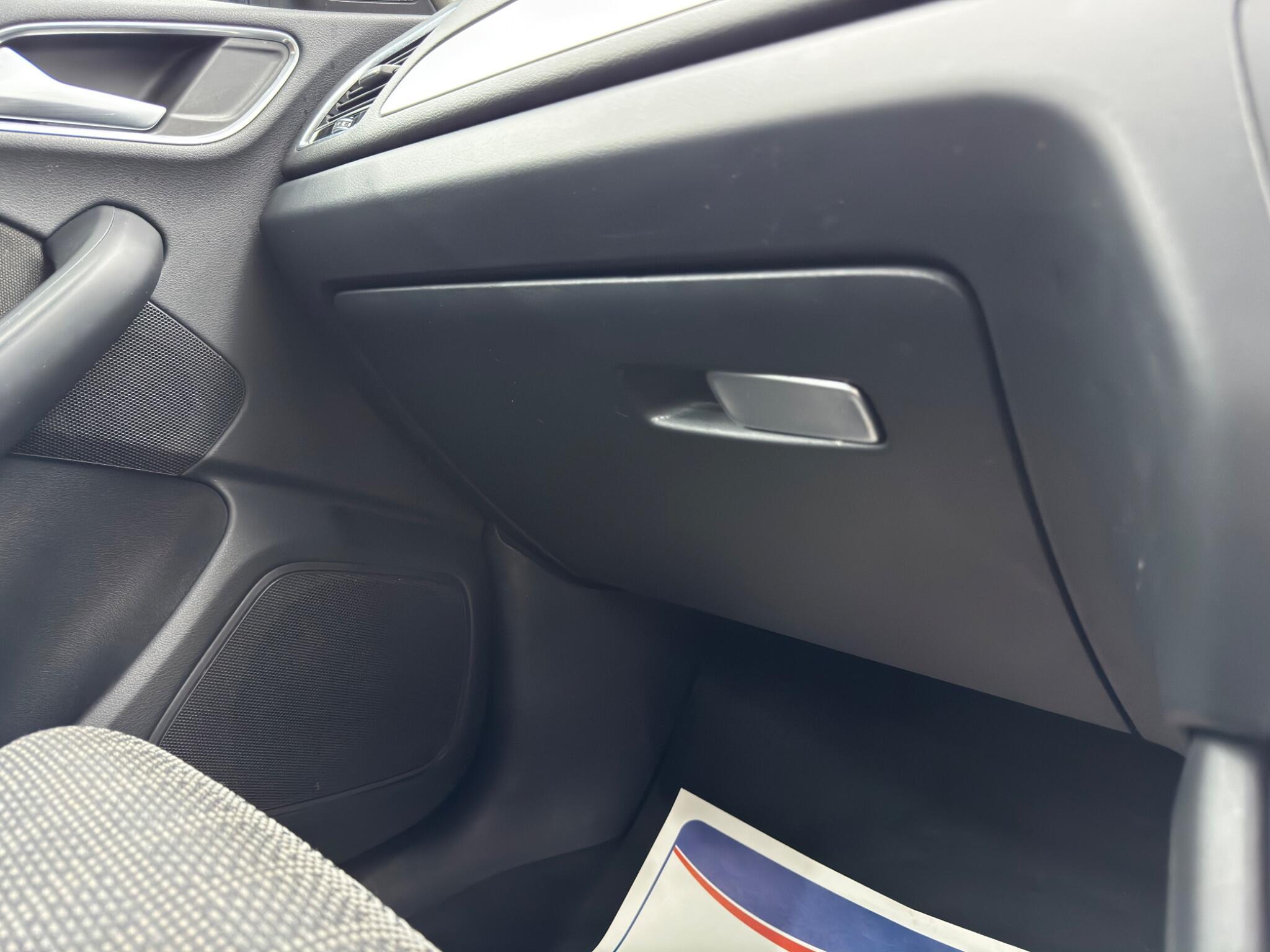 Audi Q3 - Image 34