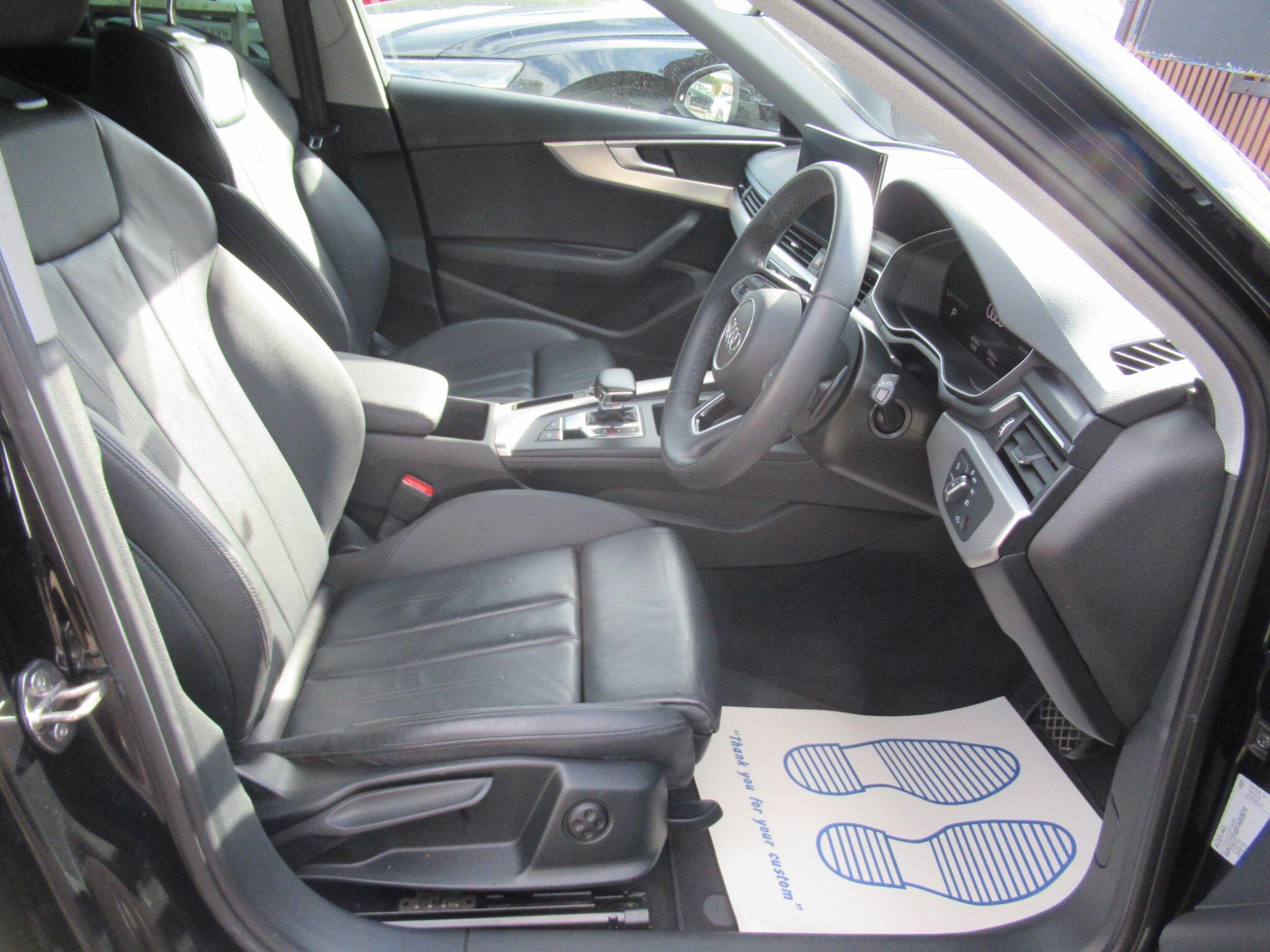 Audi A4 Avant - Image 11