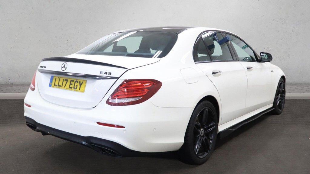 Mercedes-benz E Class - Image 7