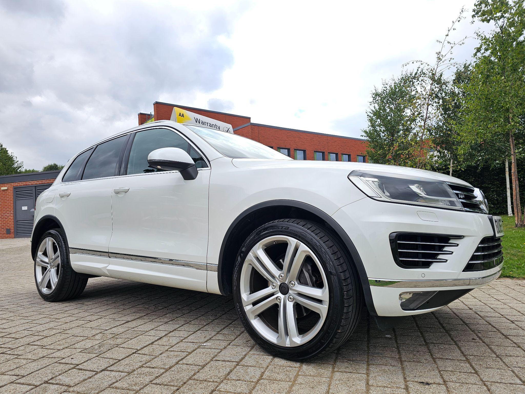 Volkswagen Touareg - Image 5