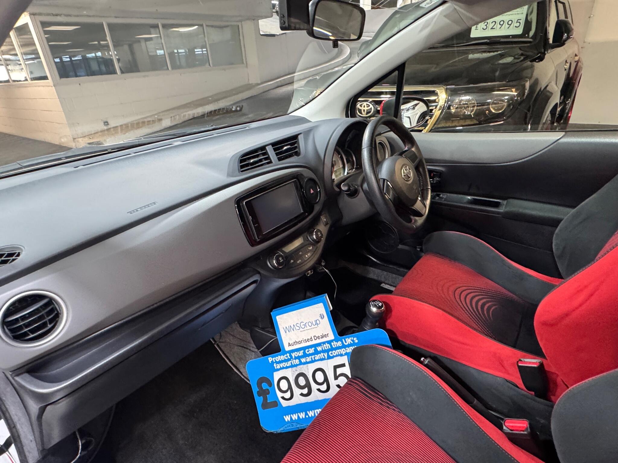 Toyota Yaris - Image 10