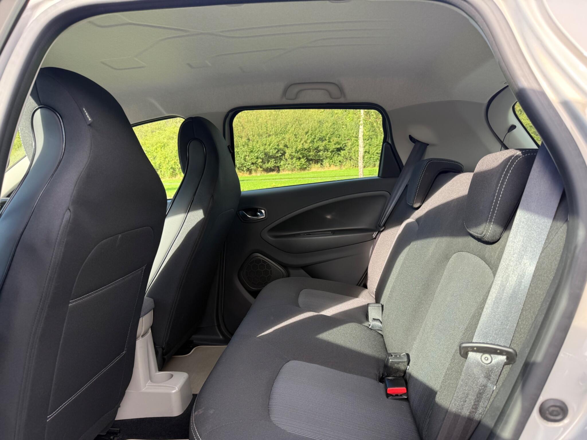 Renault Zoe - Image 11