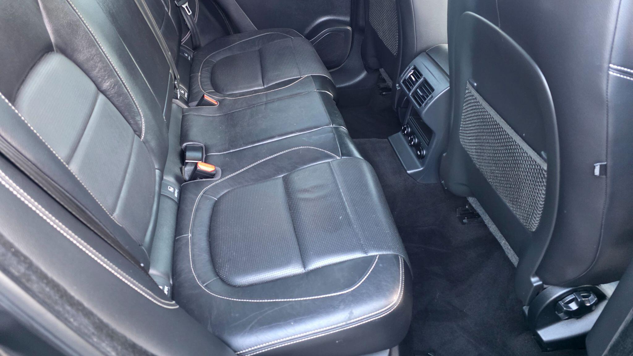 Jaguar F-Pace - Image 40