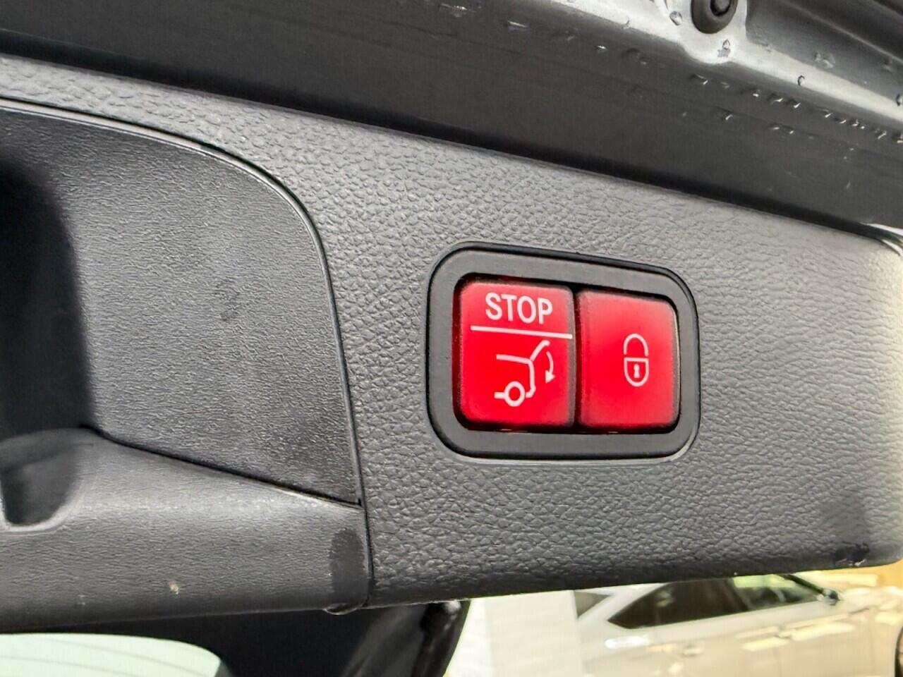 Mercedes GLC - Image 31