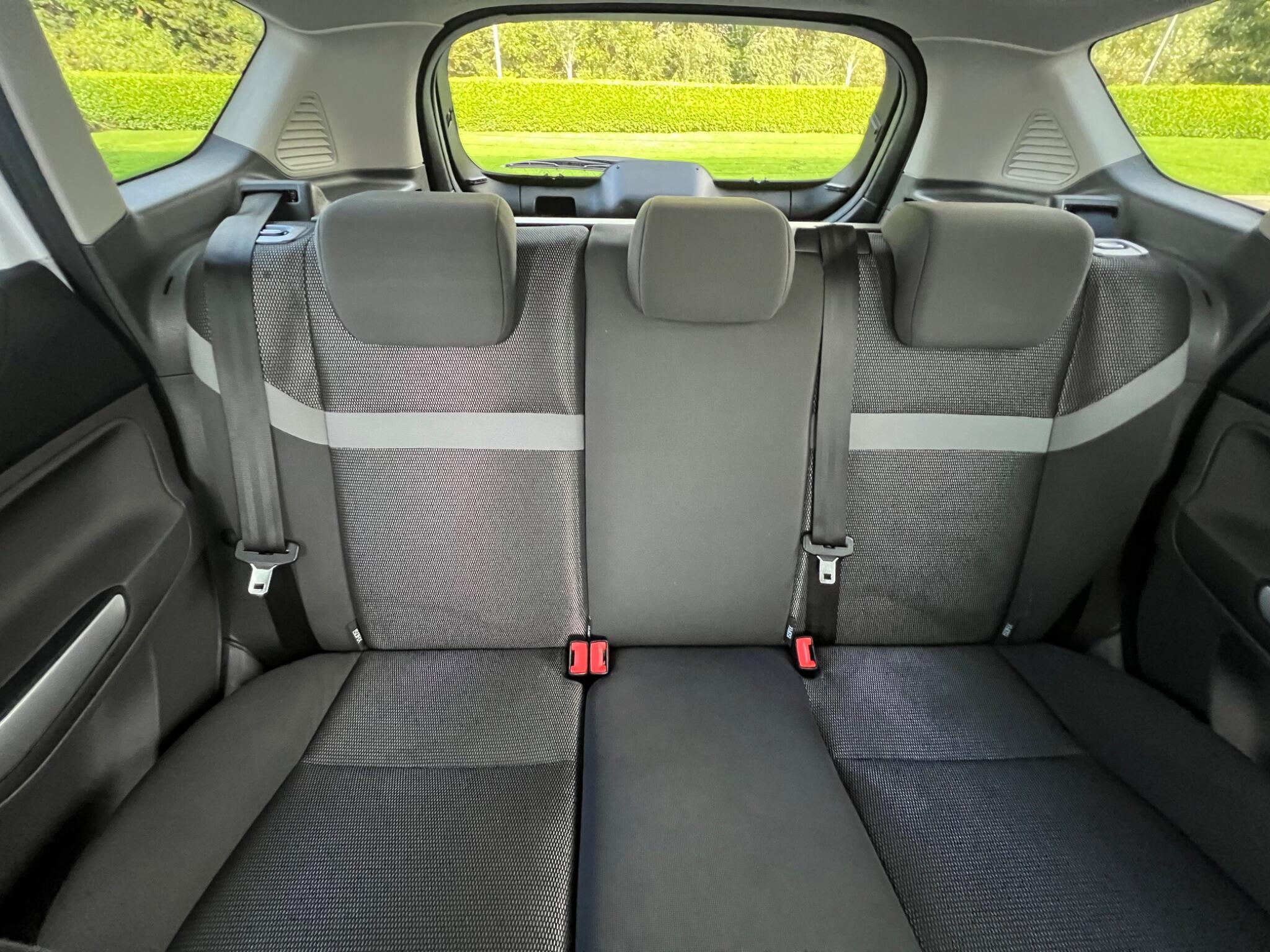 Ford Kuga - Image 23