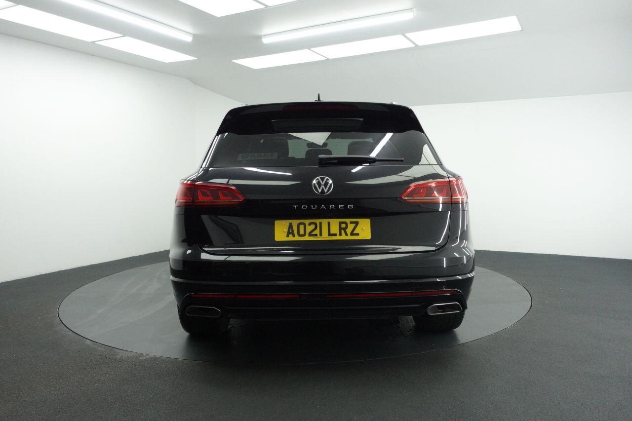 Volkswagen Touareg - Image 11