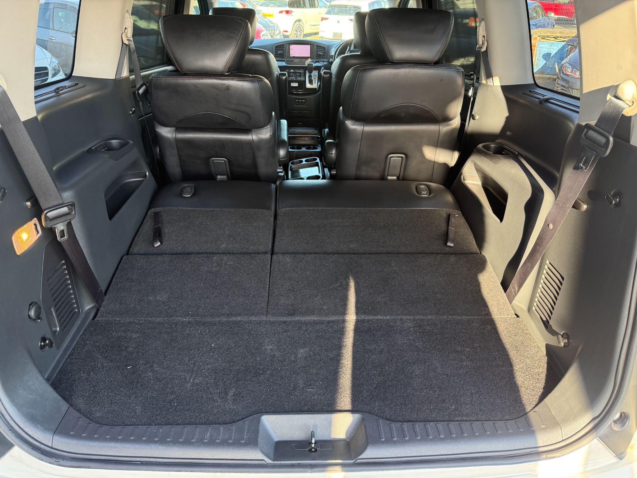 Nissan Elgrand - Image 69