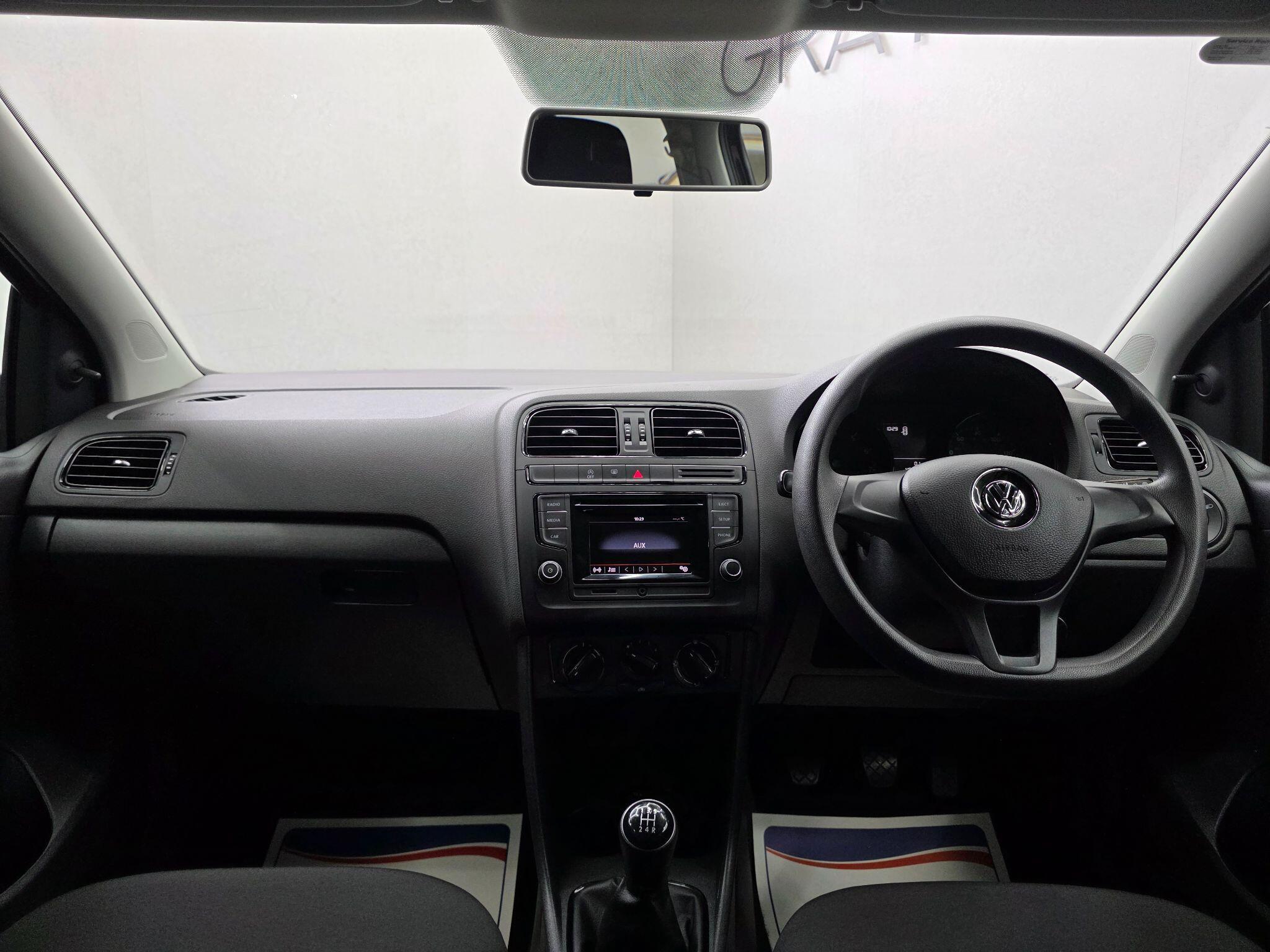 Volkswagen Polo - Image 15