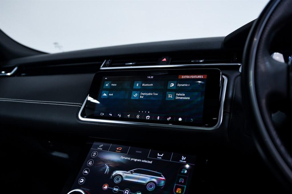 Land Rover Range Rover Velar - Image 28
