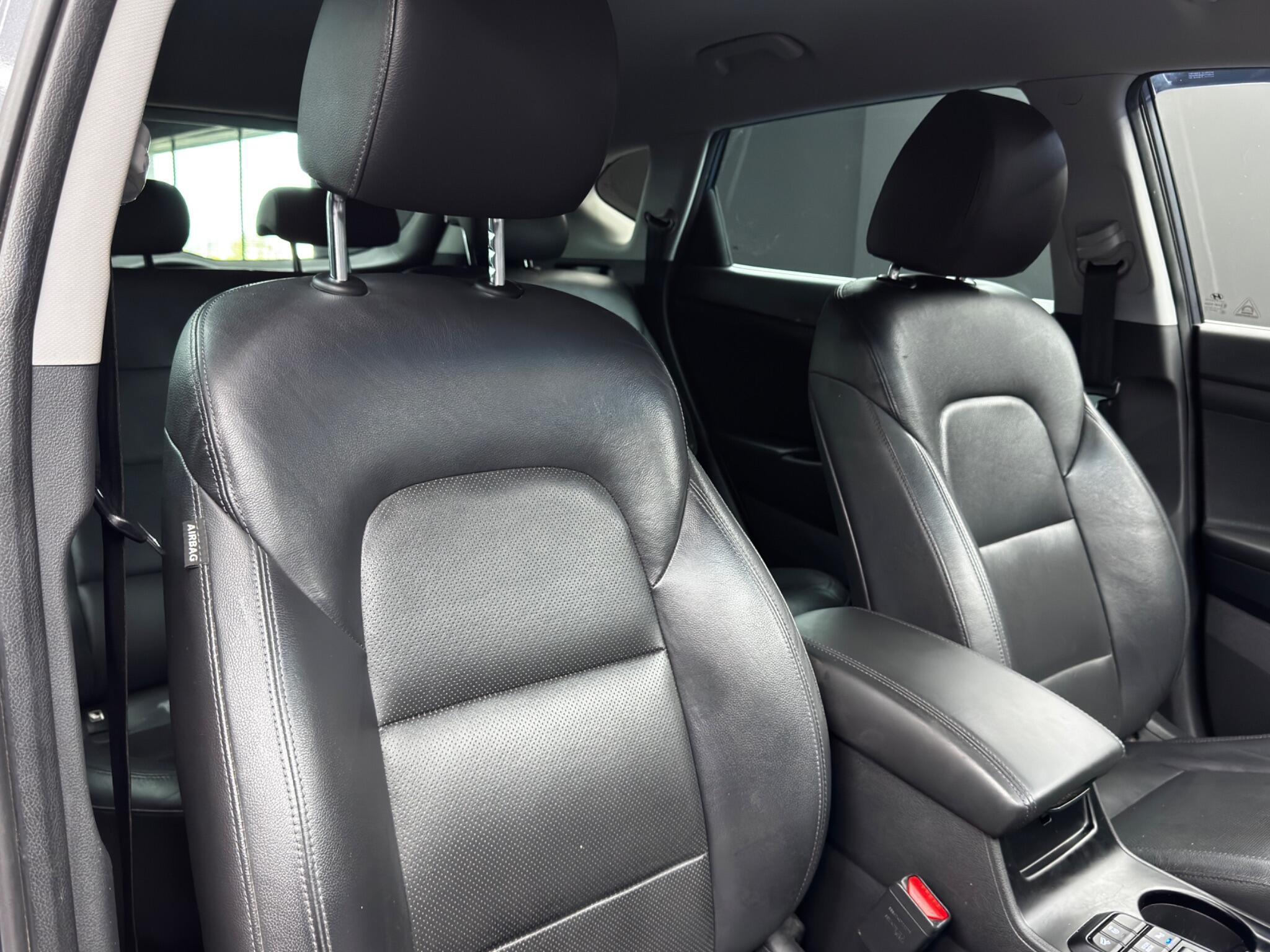 Hyundai Tucson - Image 12