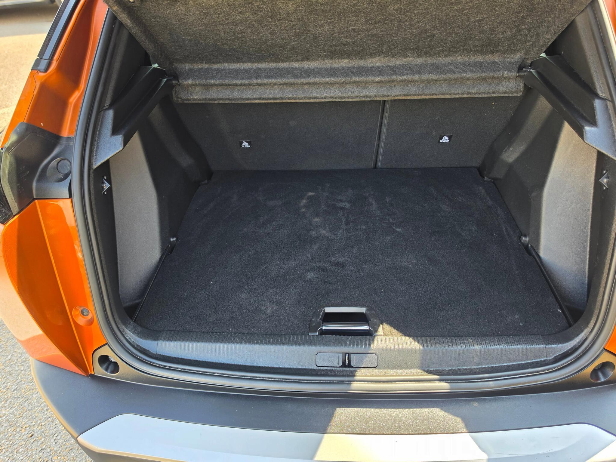 Peugeot 2008 - Image 17
