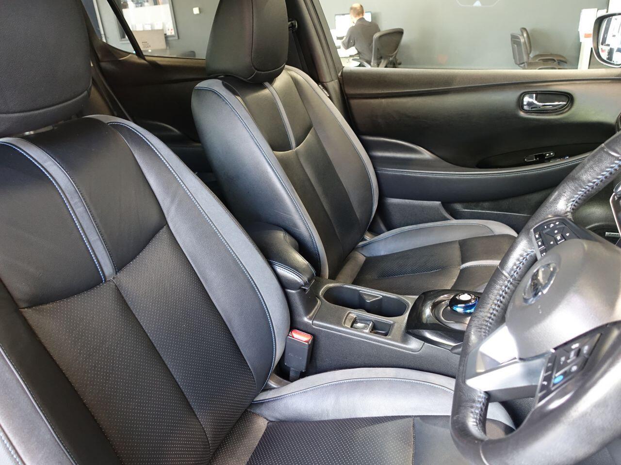 Nissan Leaf - Image 13