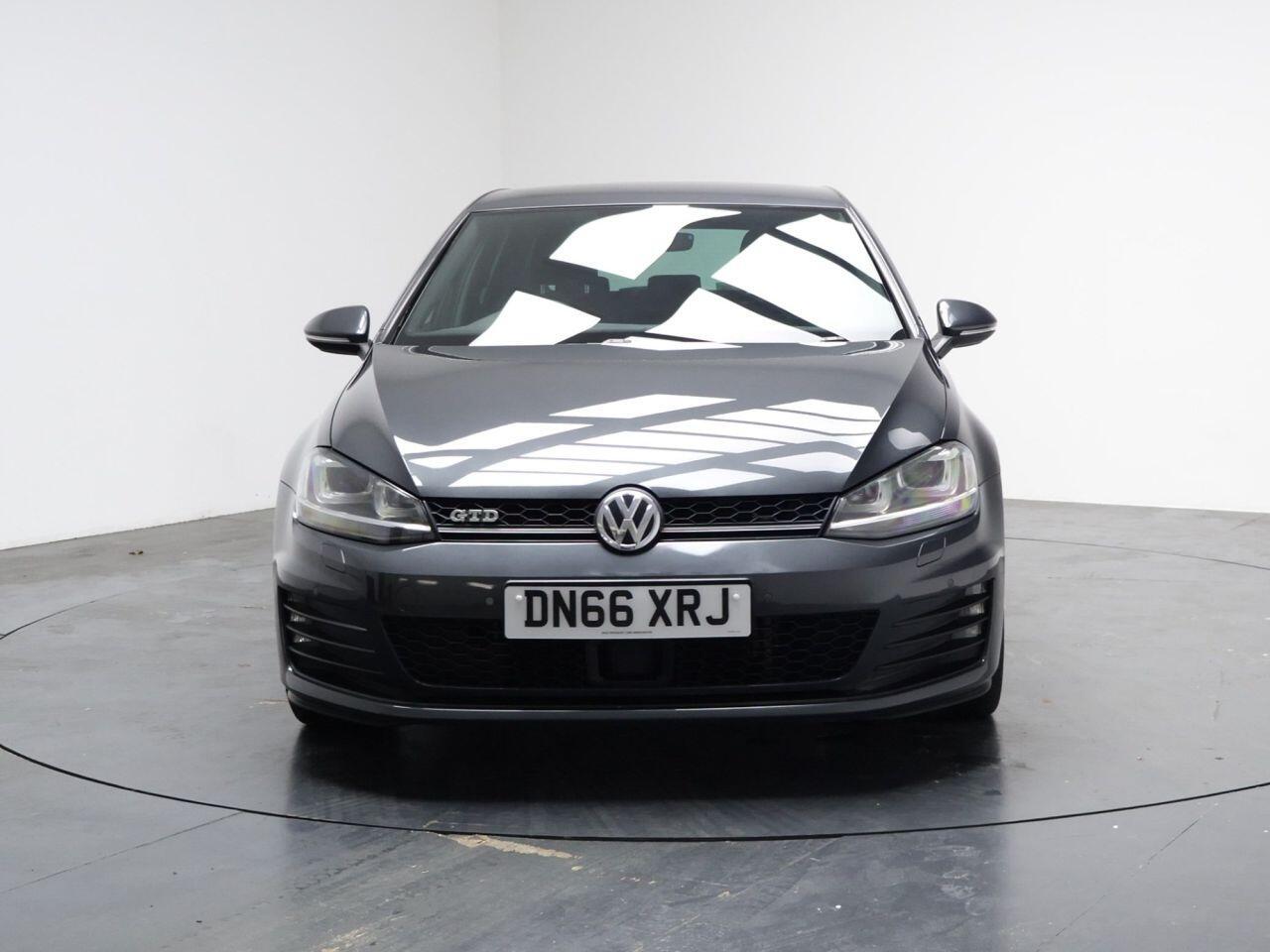 Volkswagen Golf - Image 5