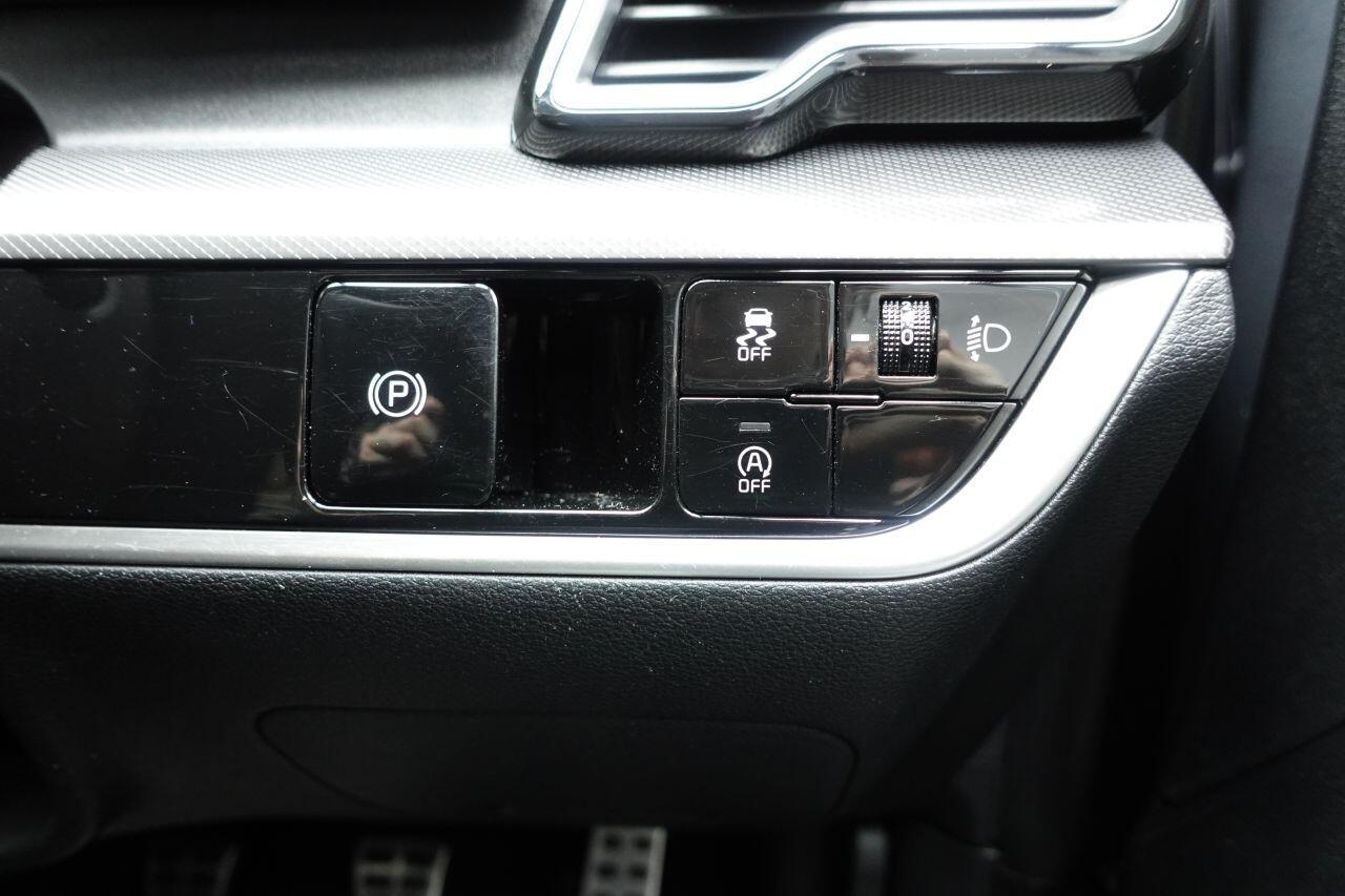 Kia Sportage - Image 56