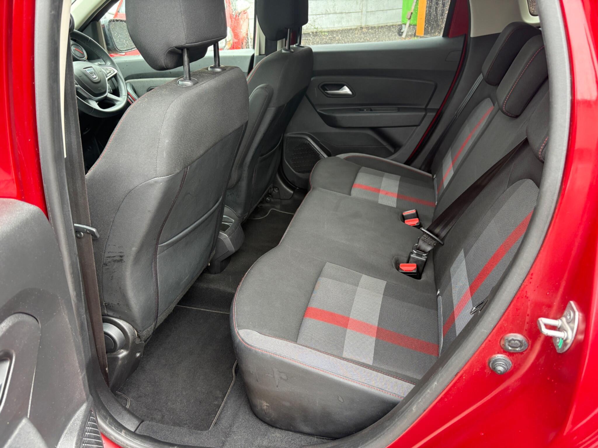 Dacia Duster - Image 13