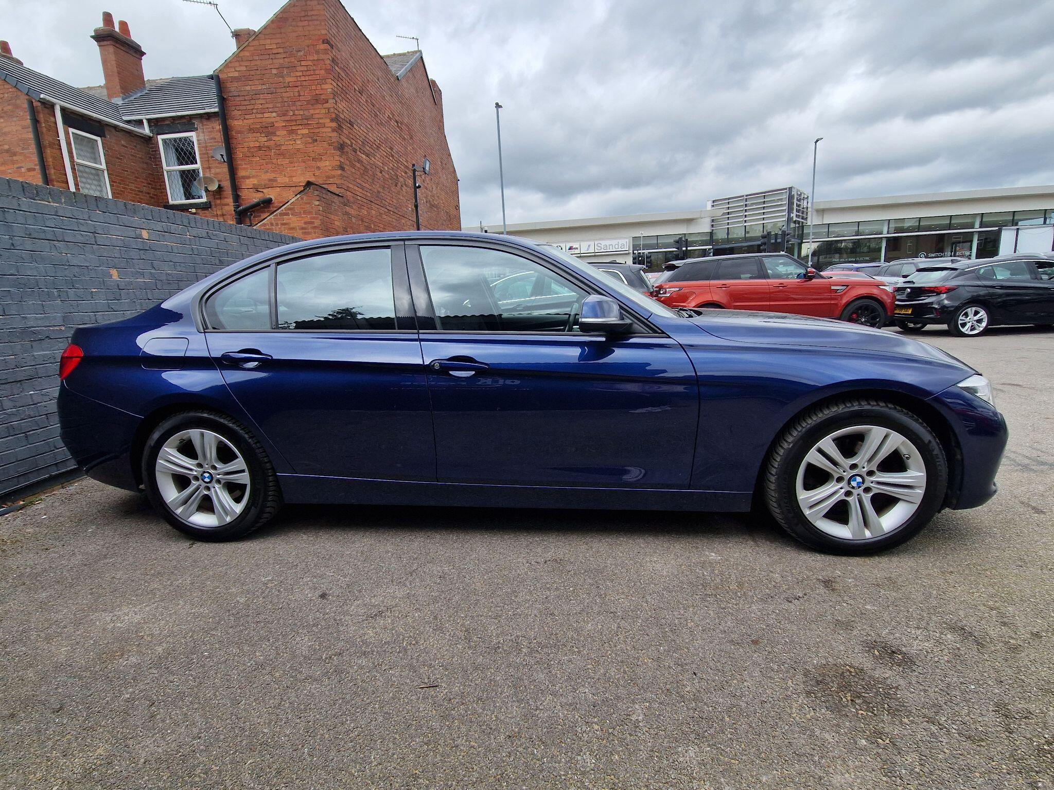 BMW 3 Series - Image 7