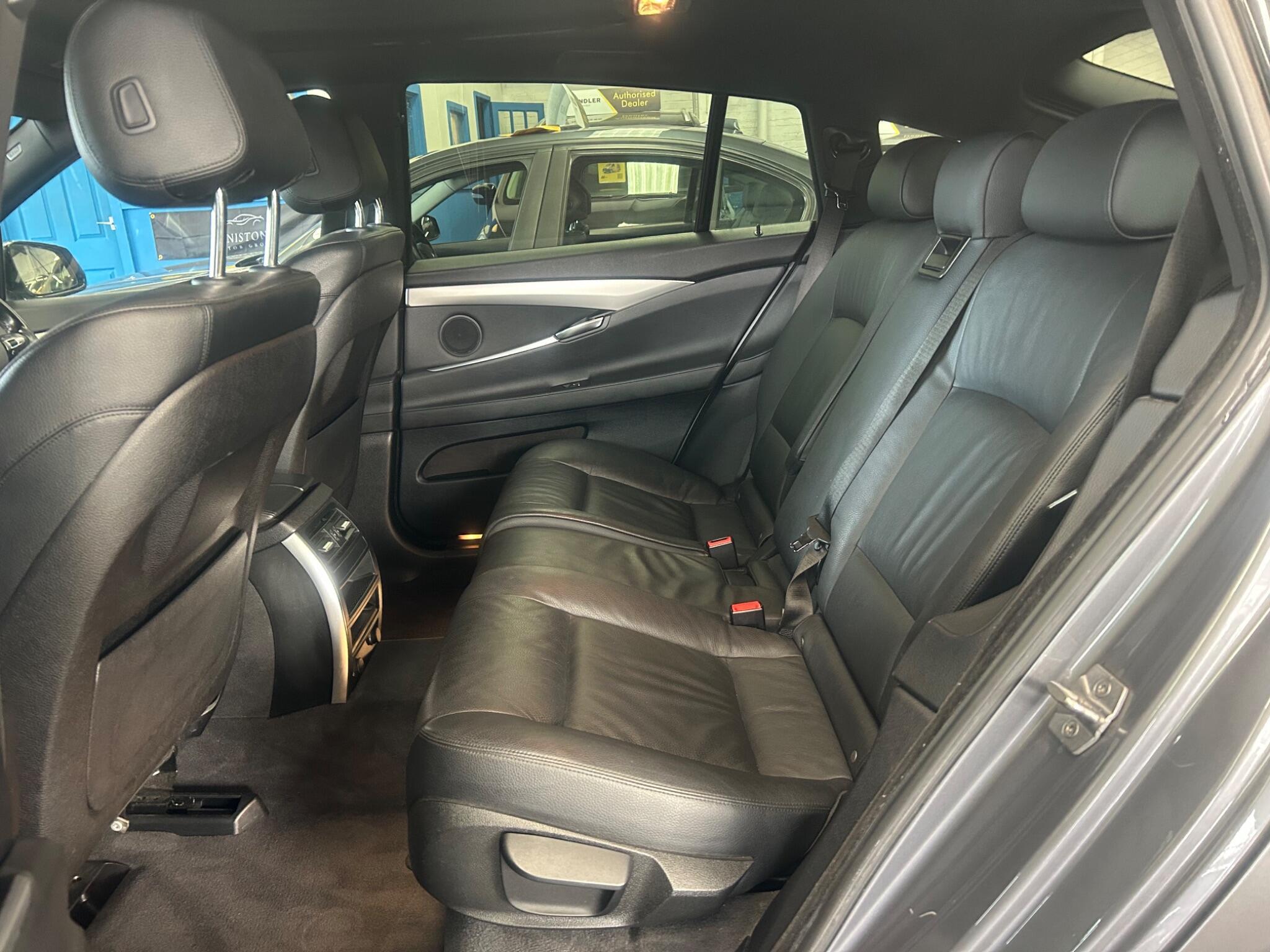 BMW 5 SERIES GRAN TURISMO - Image 21