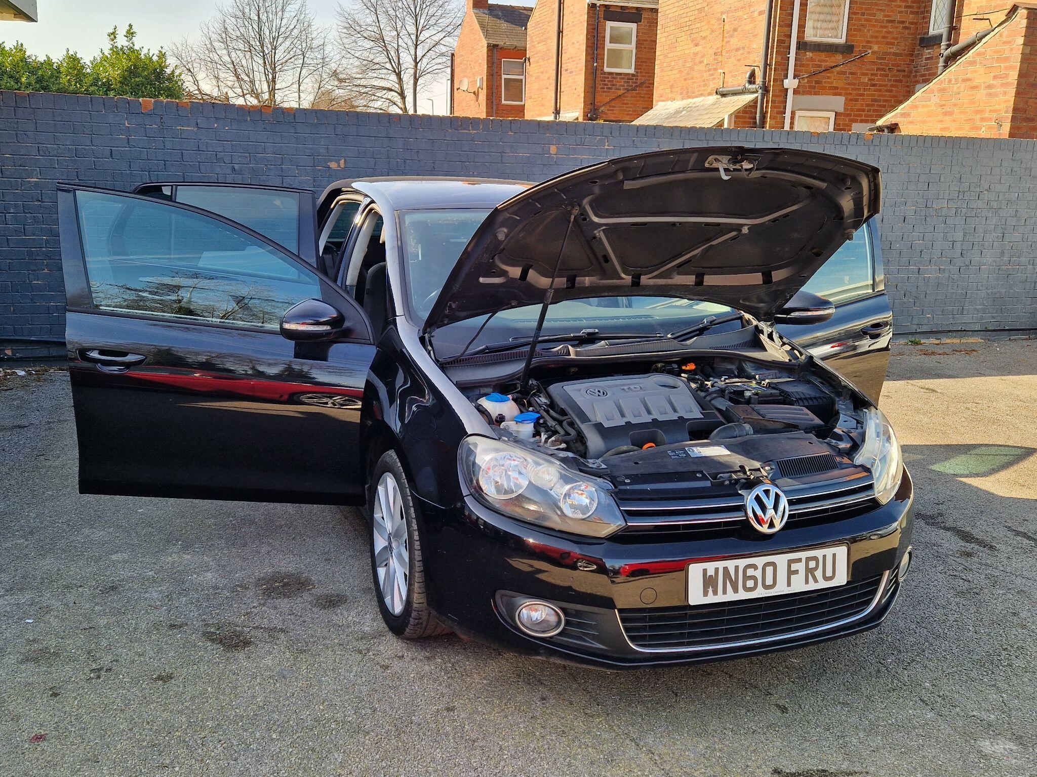 Volkswagen Golf - Image 22