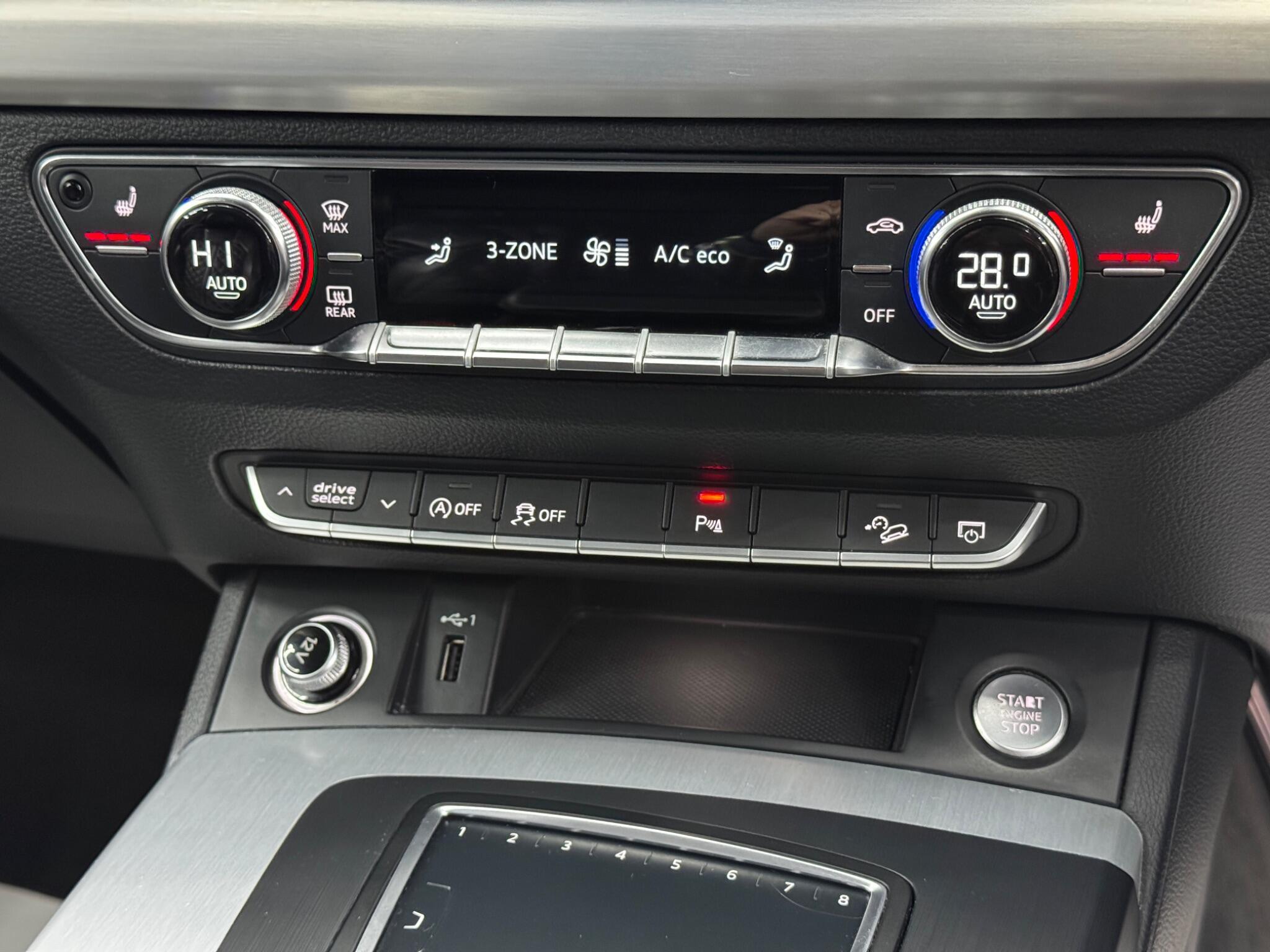 Audi Q5 - Image 28