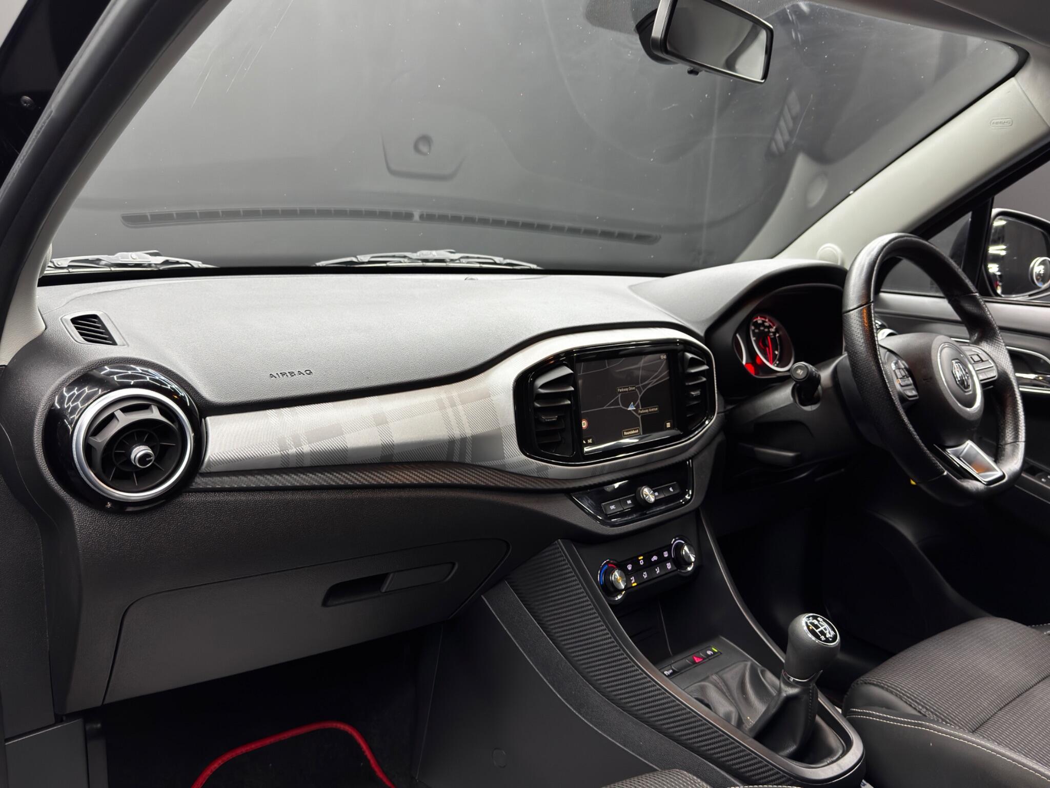 MG MG3 - Image 11