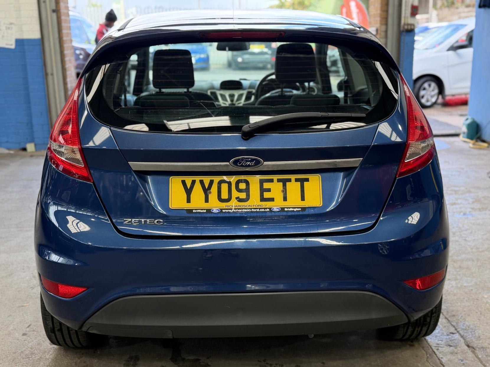 Ford Fiesta - Image 4