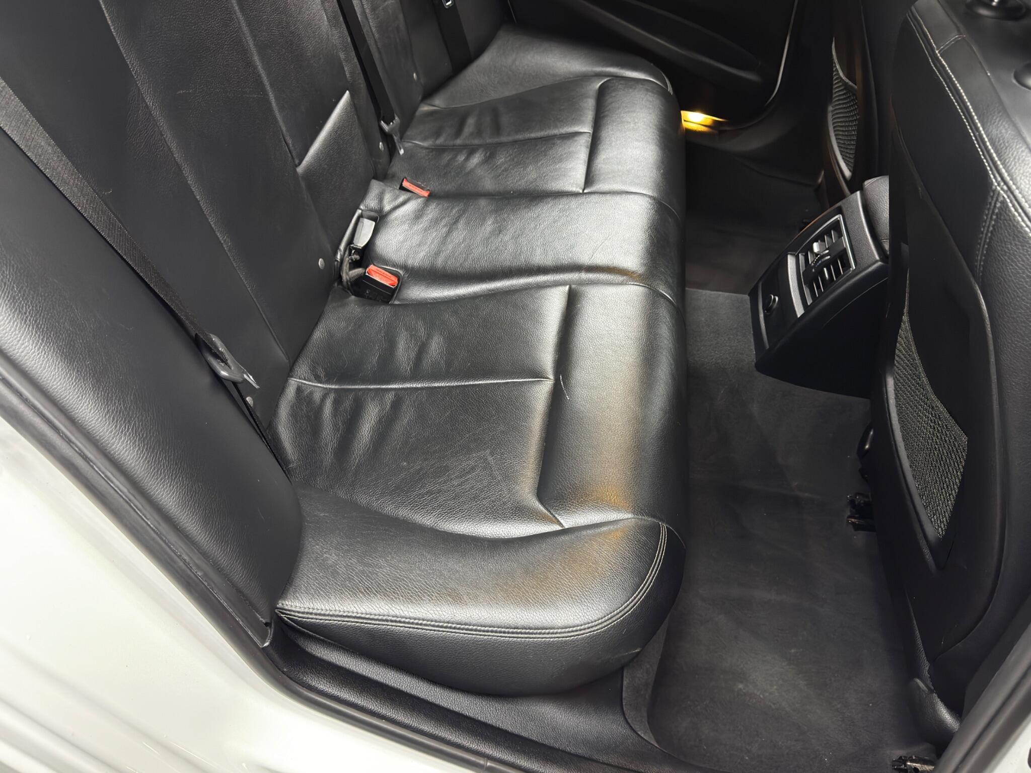 BMW 3 Series - Image 16