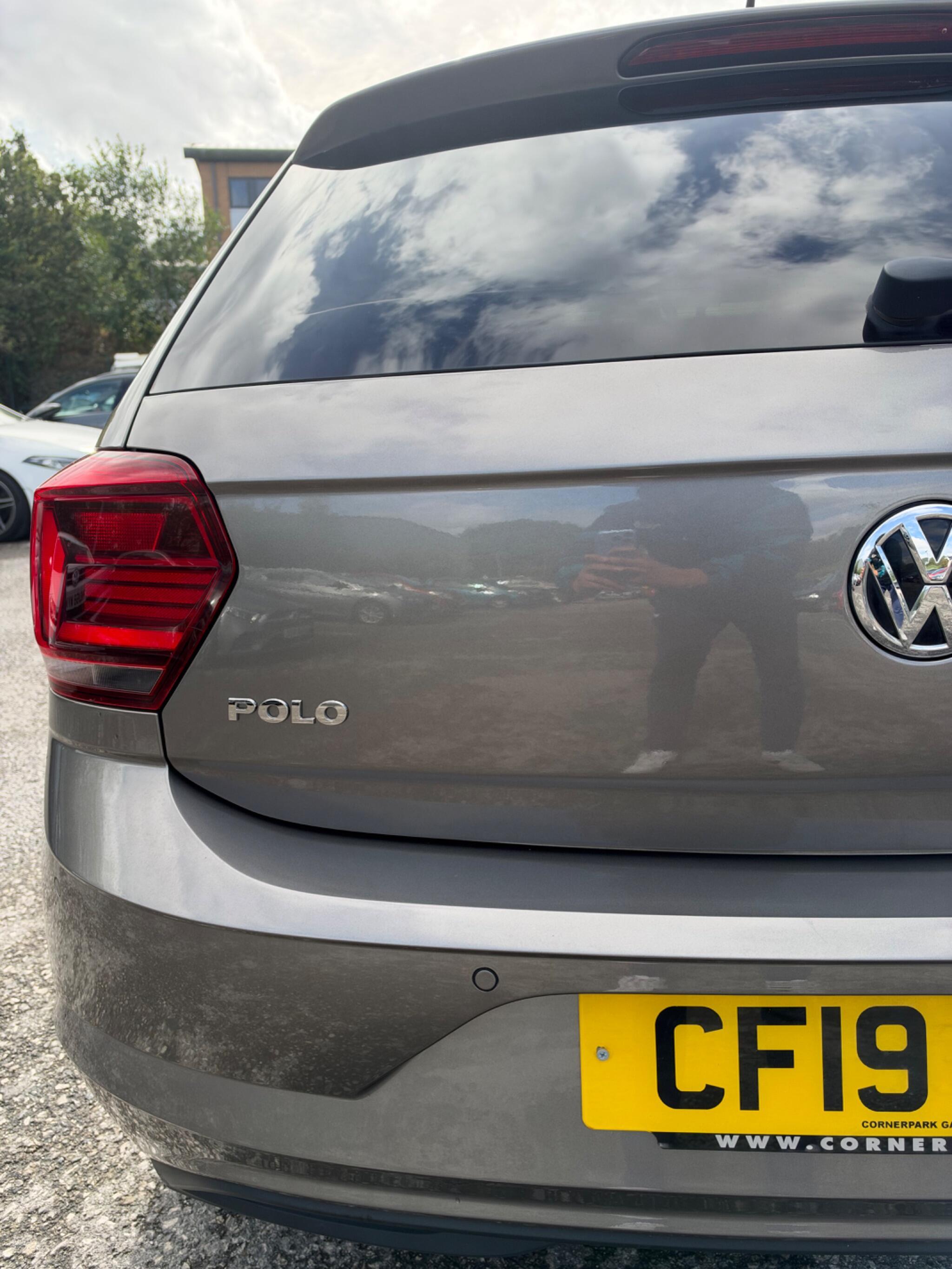 Volkswagen Polo - Image 14